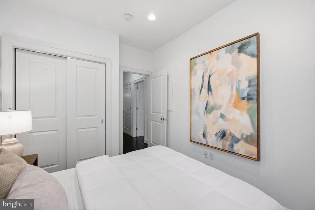 1696 LANIER PLACE NW Unit: 3