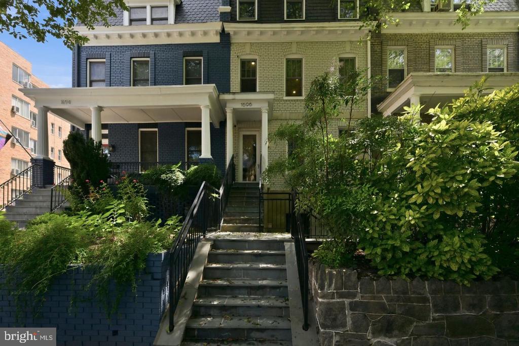 1696 LANIER PLACE NW Unit: 3