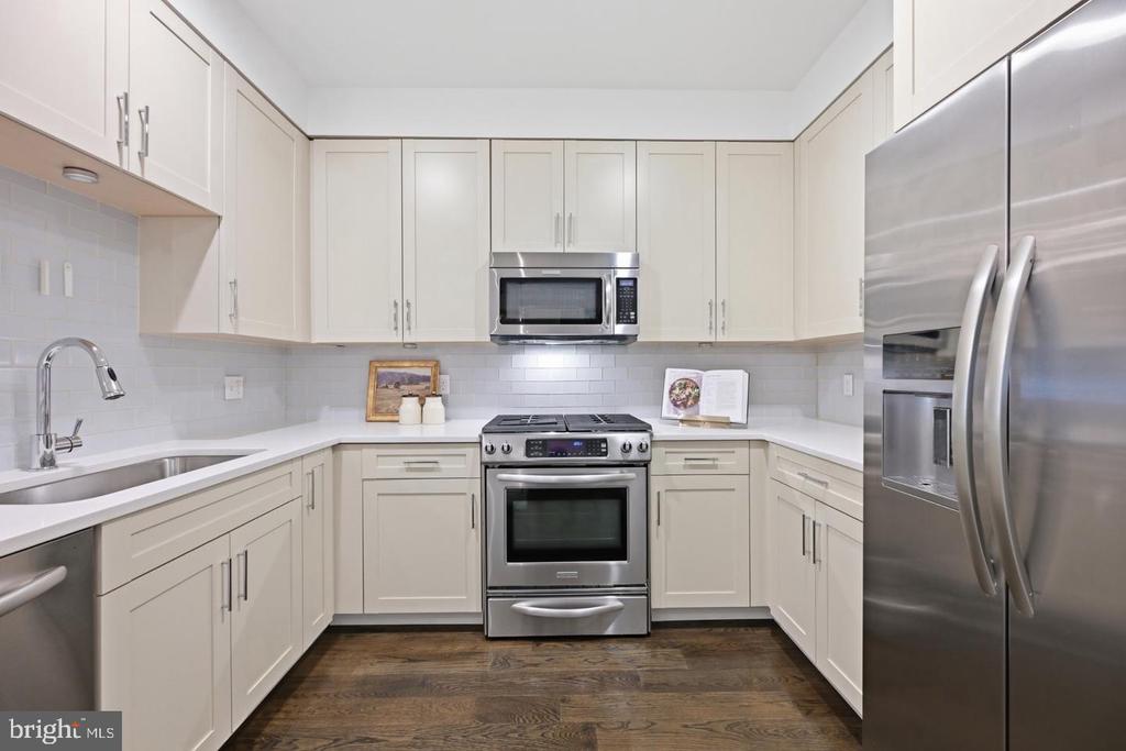 1696 LANIER PLACE NW Unit: 3