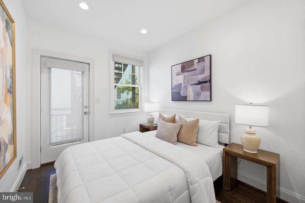 1696 LANIER PLACE NW Unit: 3