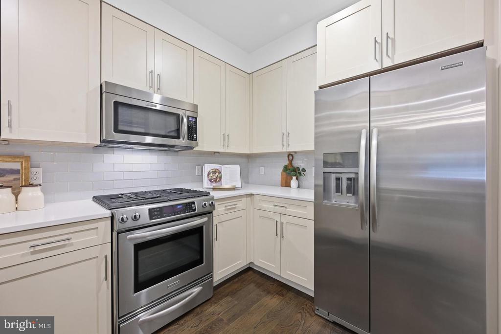 1696 LANIER PLACE NW Unit: 3