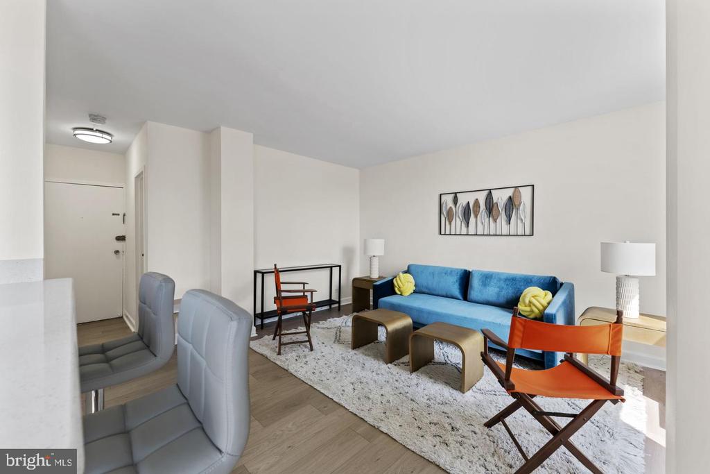 1260 21ST STREET NW Unit: 1005