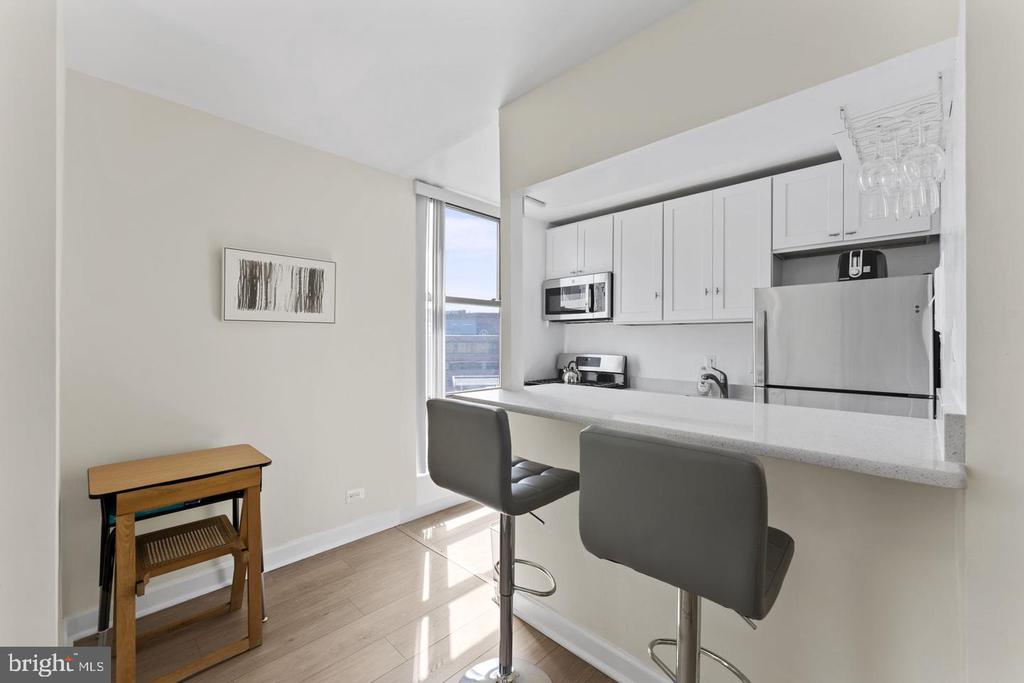 1260 21ST STREET NW Unit: 1005