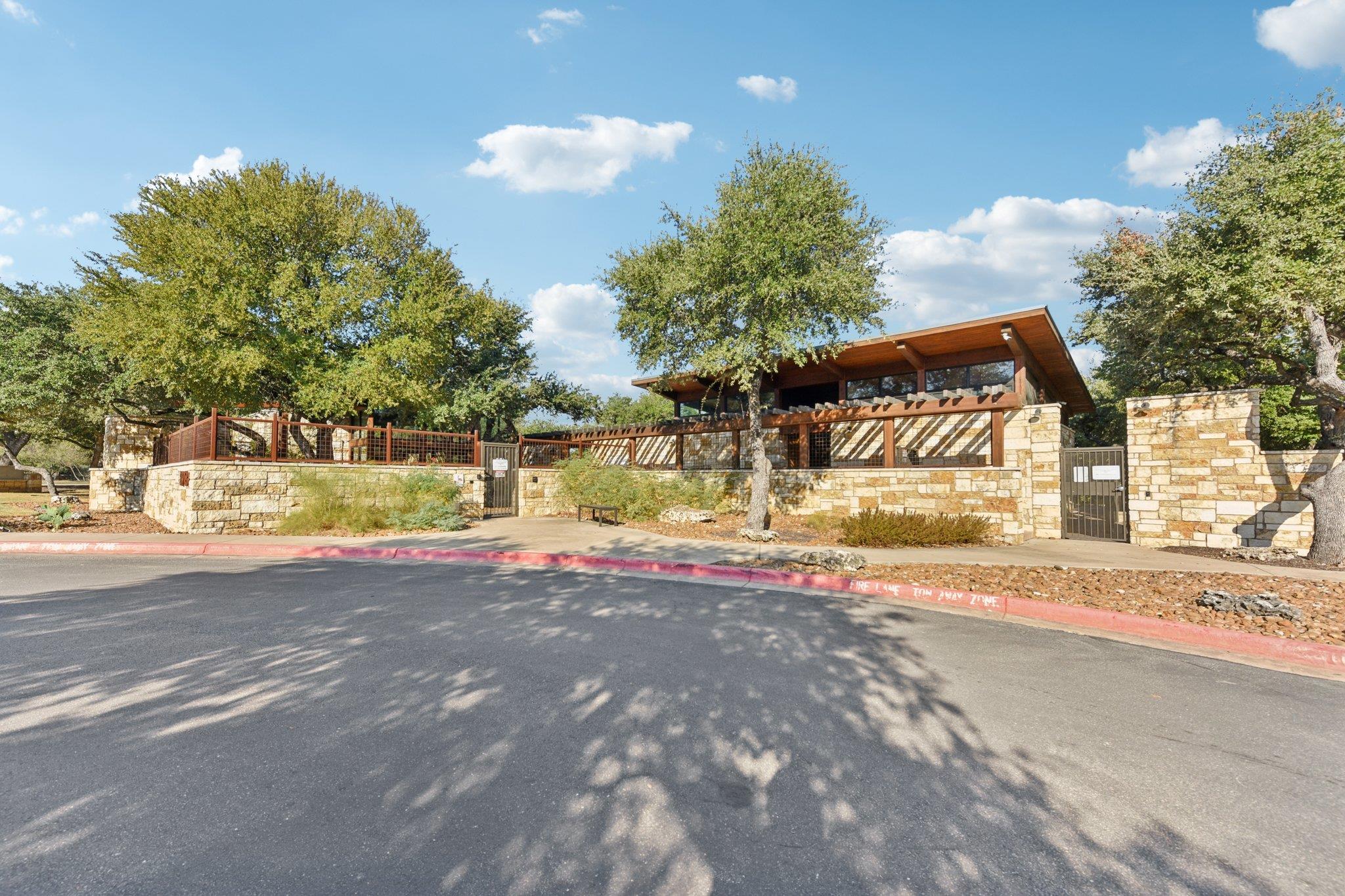 13805 Wiregrass WAY