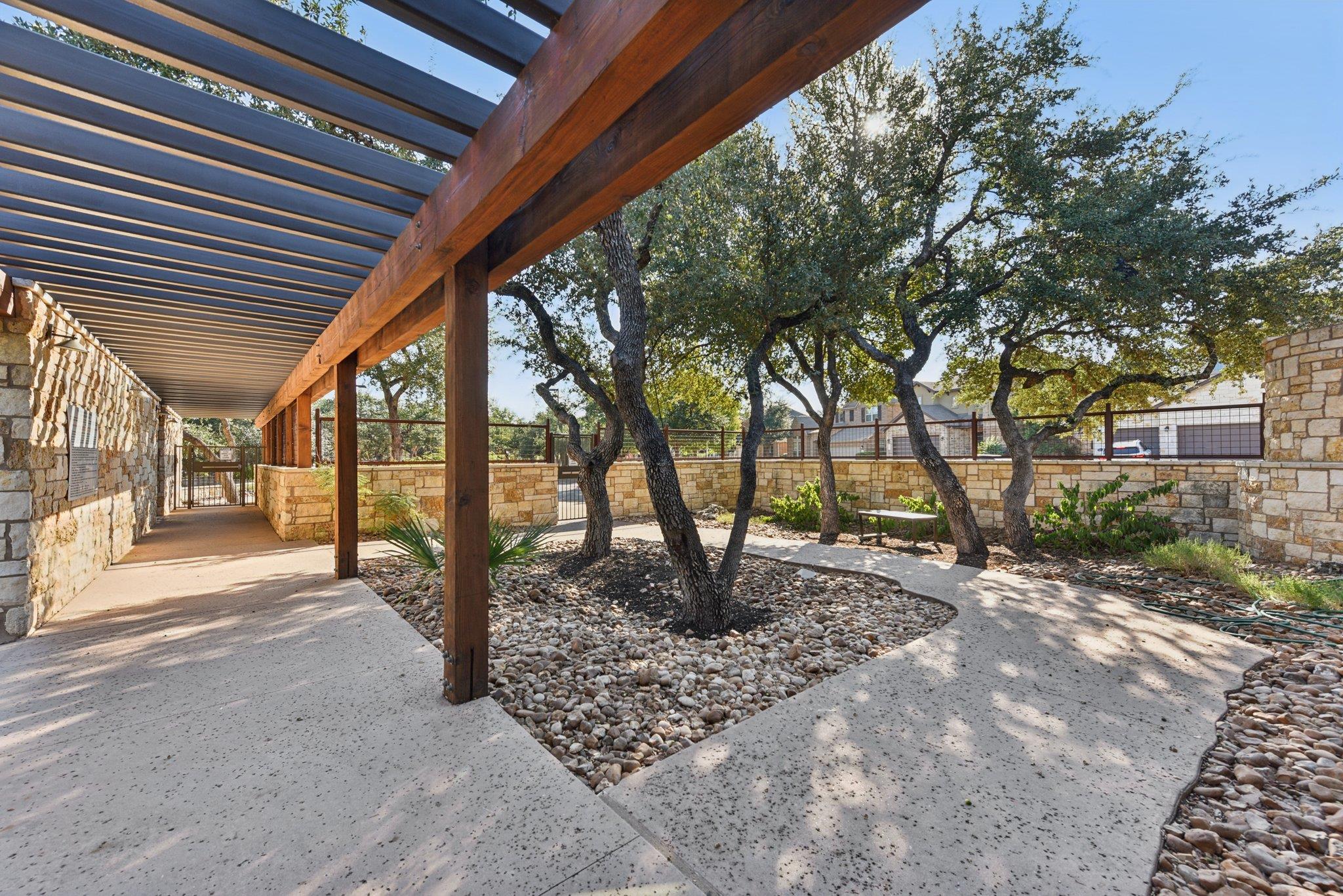 13805 Wiregrass WAY