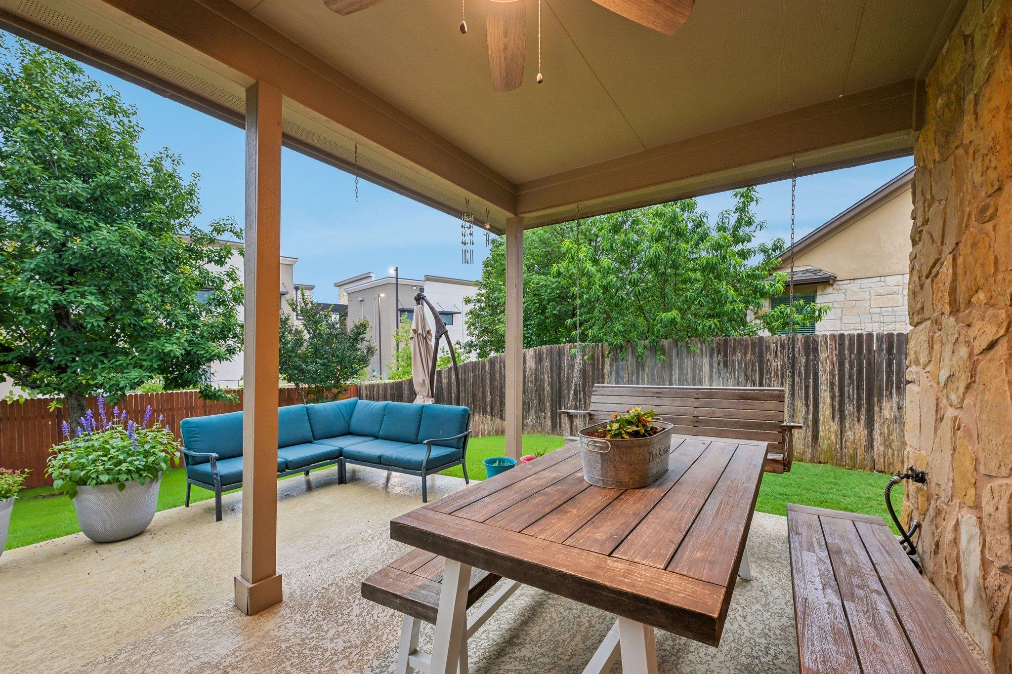 2336 Lyla LN