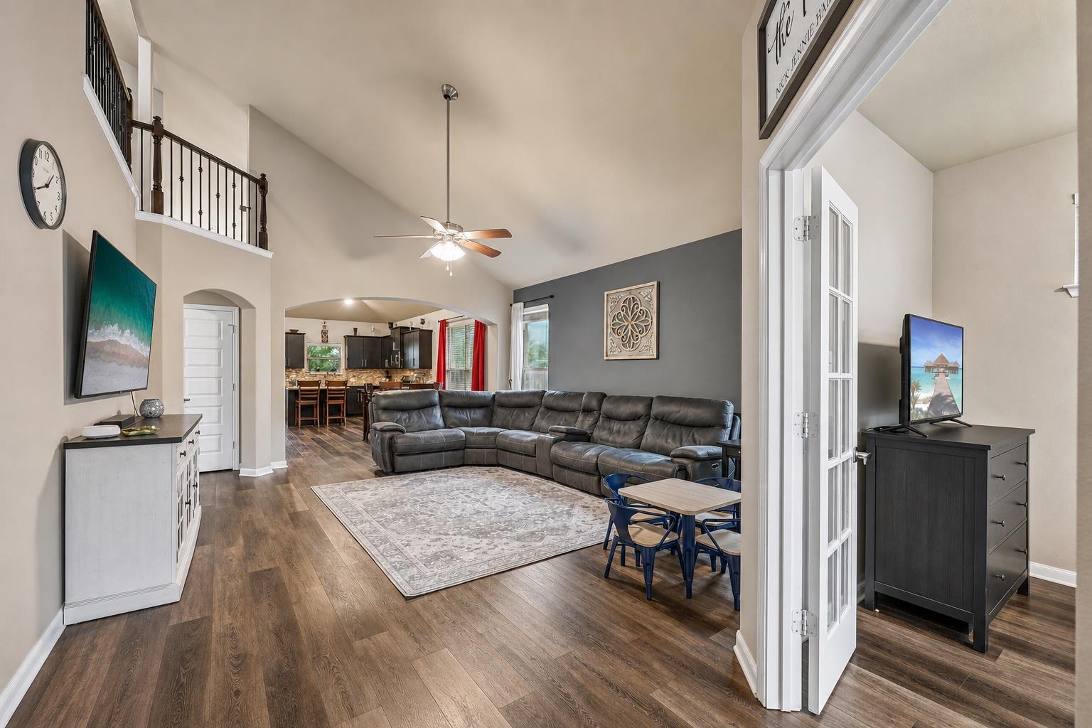 2336 Lyla LN