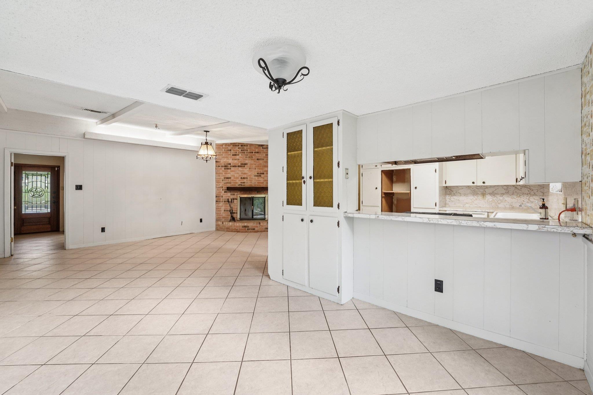 11605 Eubank DR