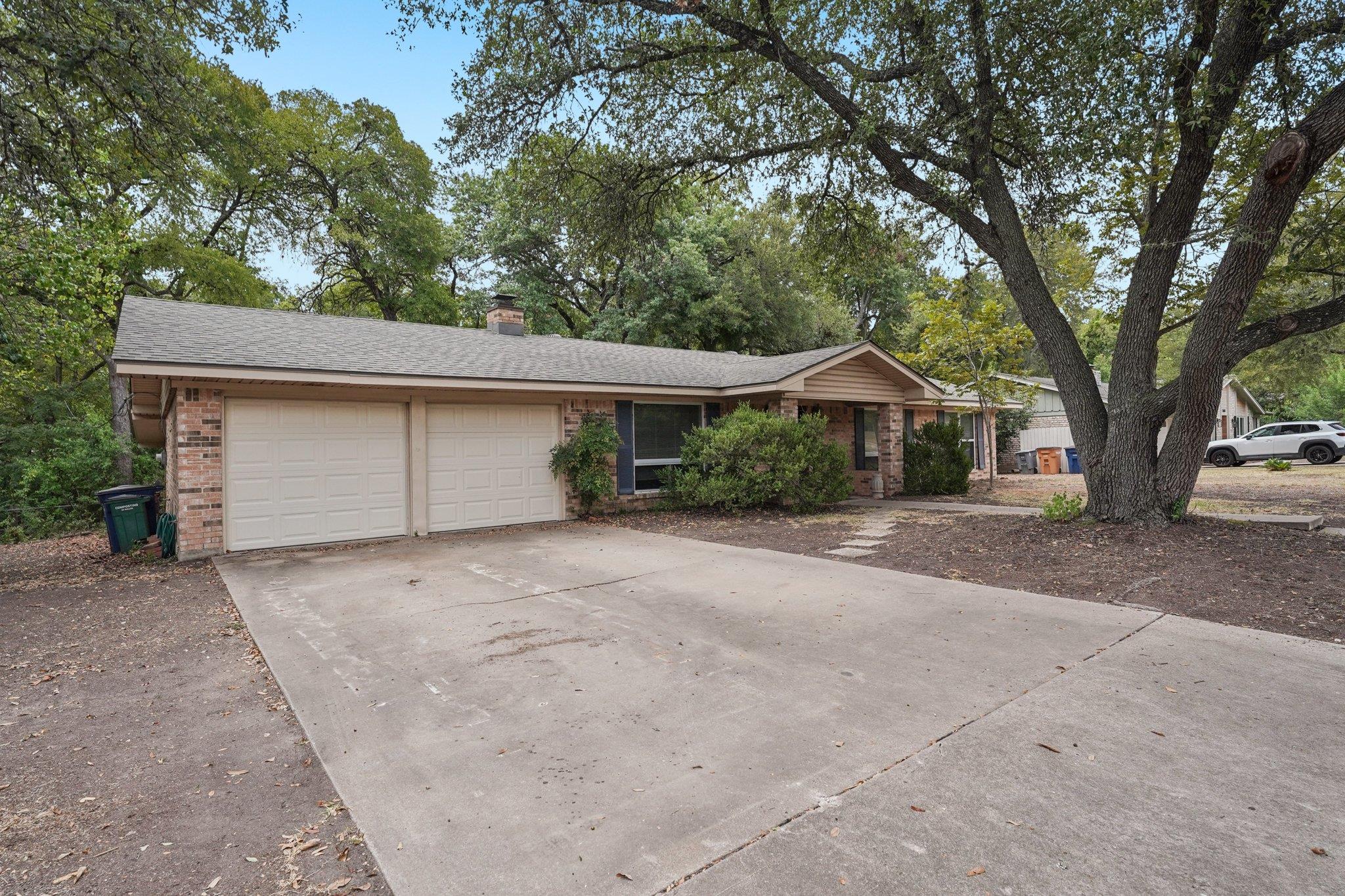 11605 Eubank DR