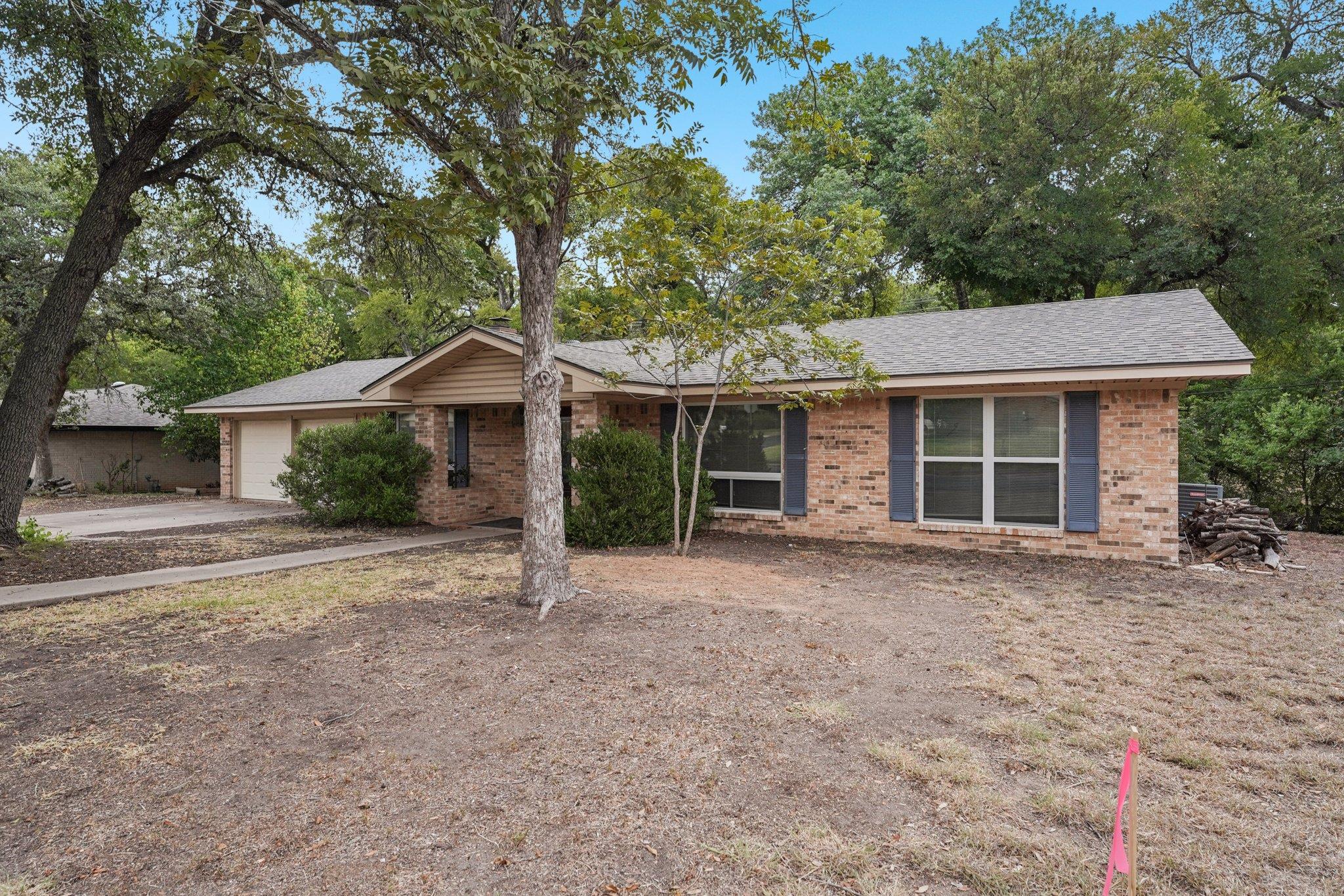 11605 Eubank DR
