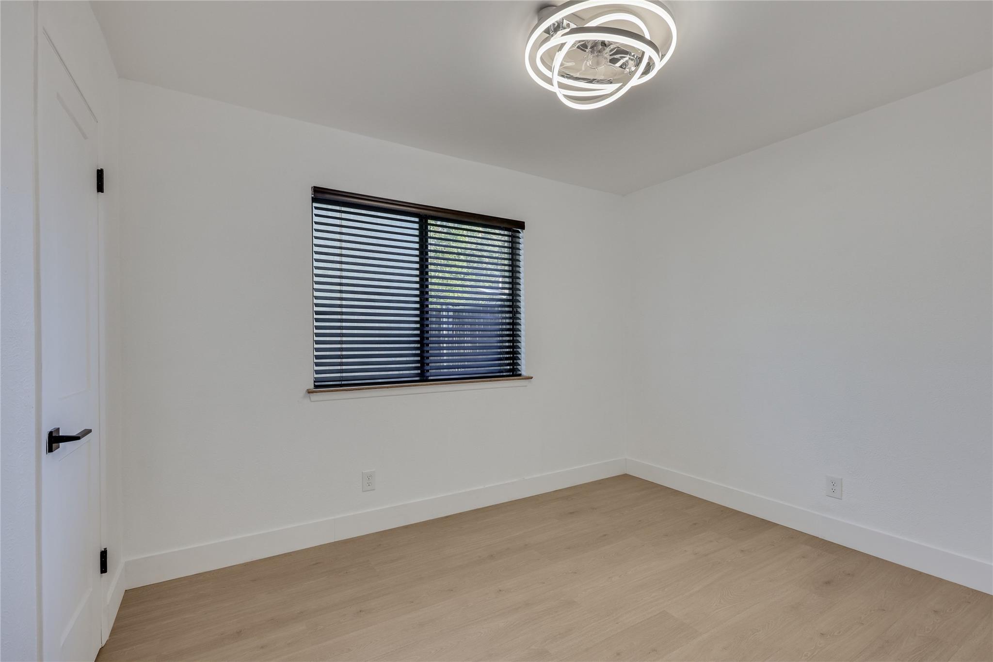 2803 Leeds CV