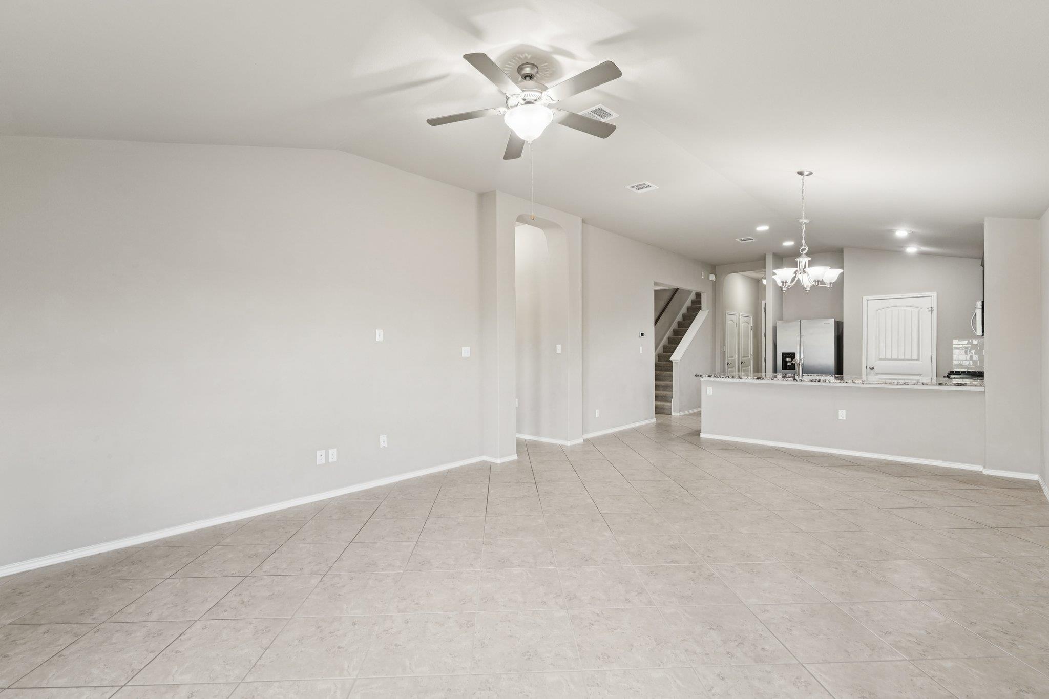 300 Wincliff DR