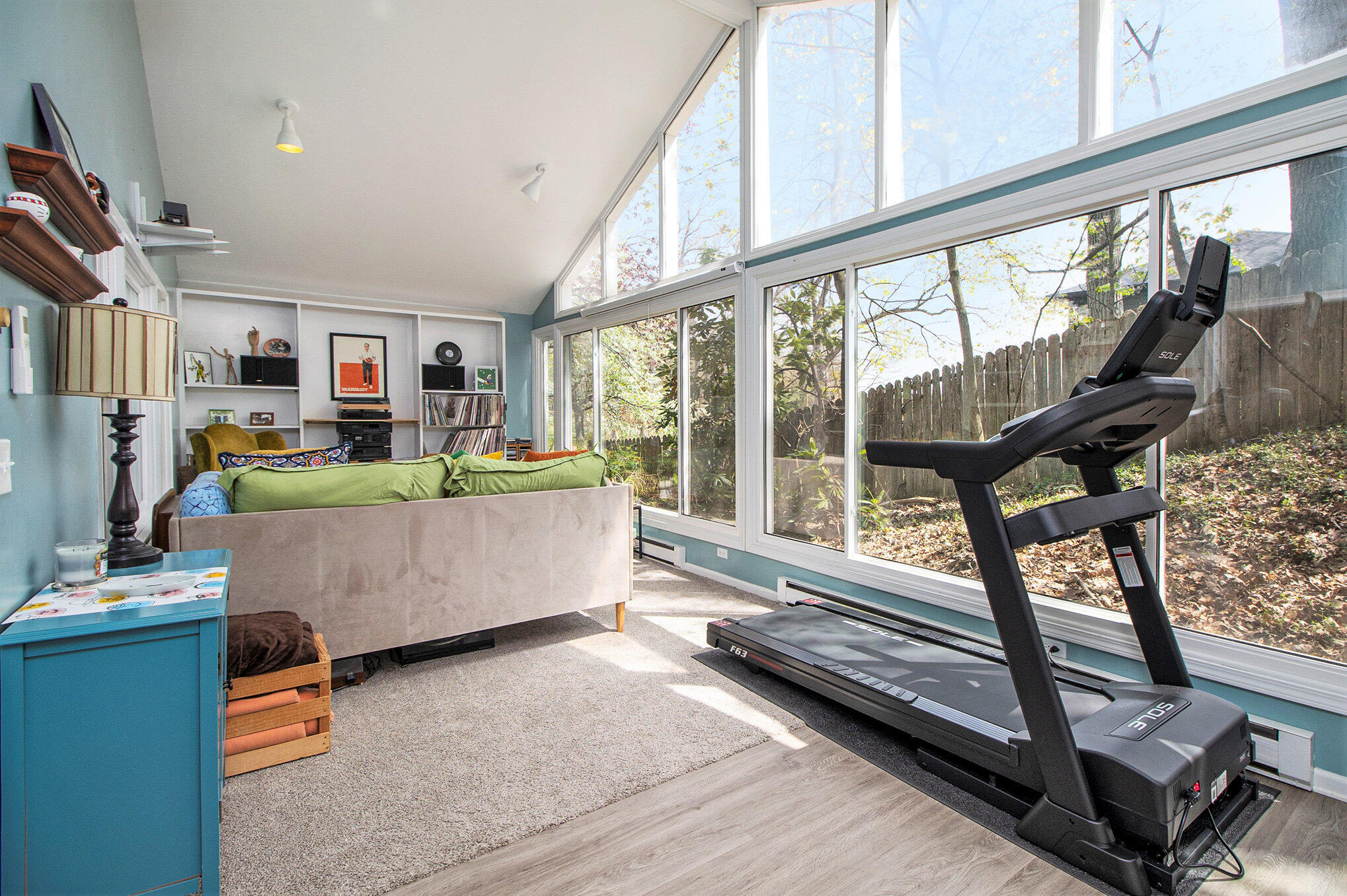 2515 Kensington Drive