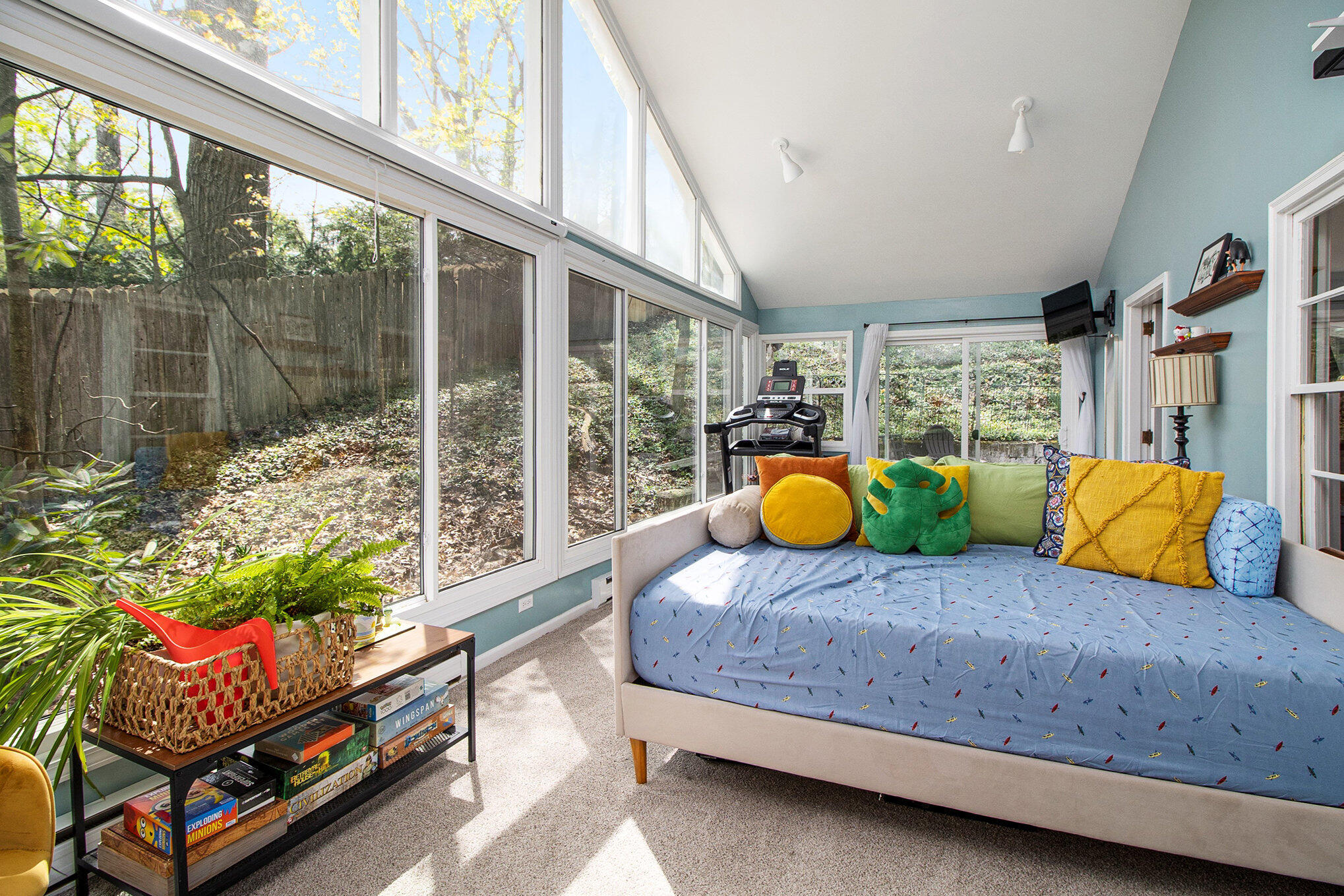 2515 Kensington Drive