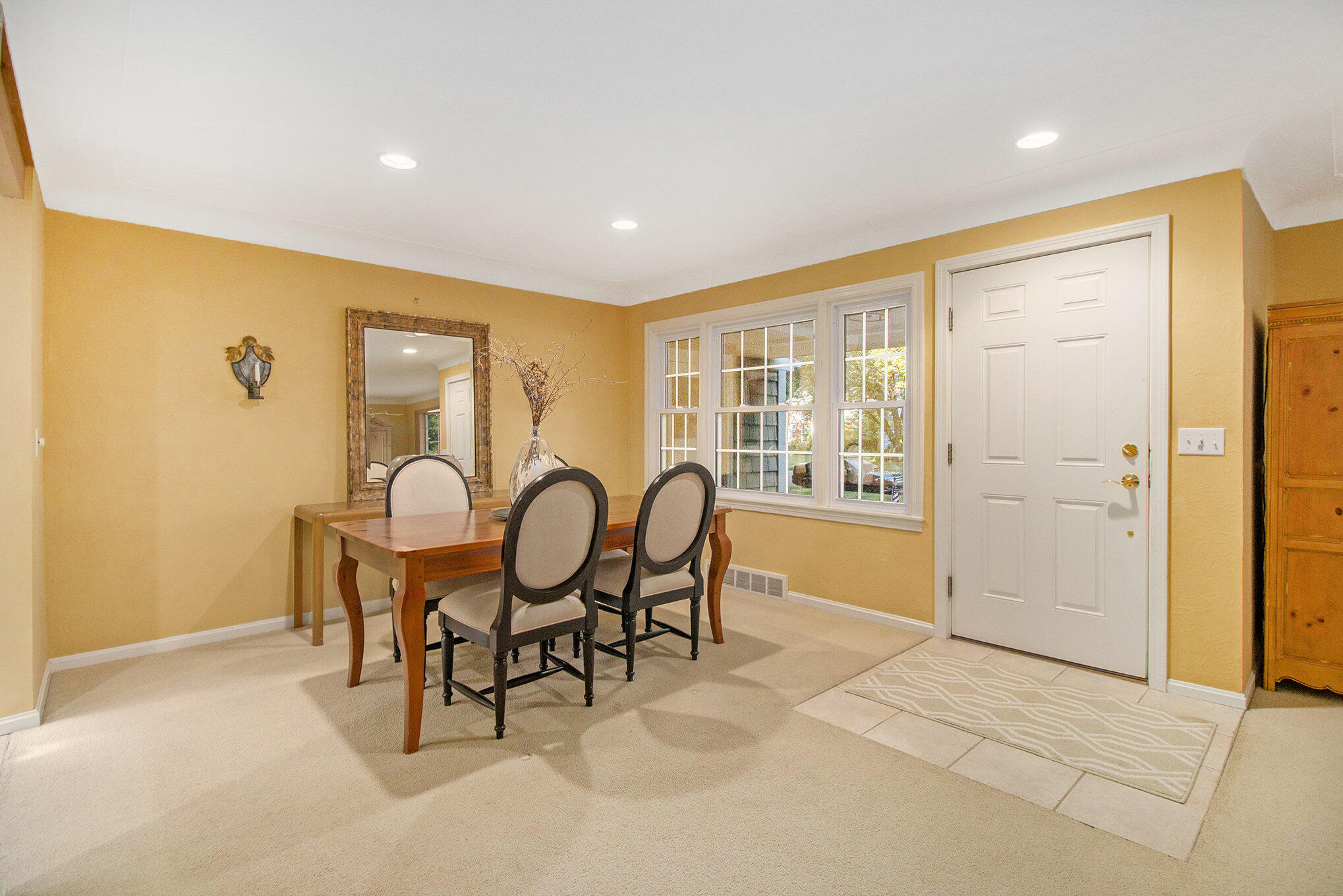 3509 Old Colony Road