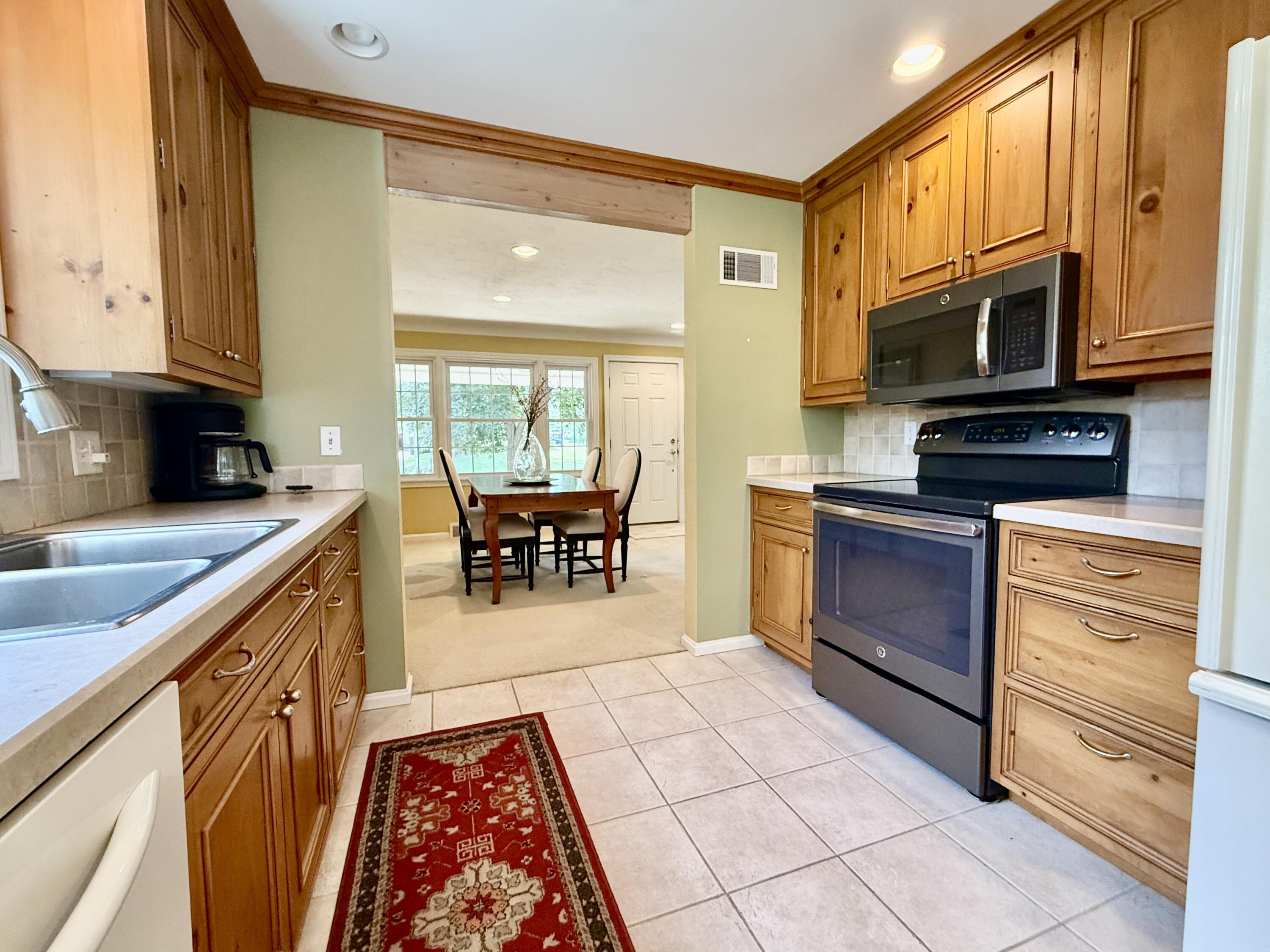 3509 Old Colony Road