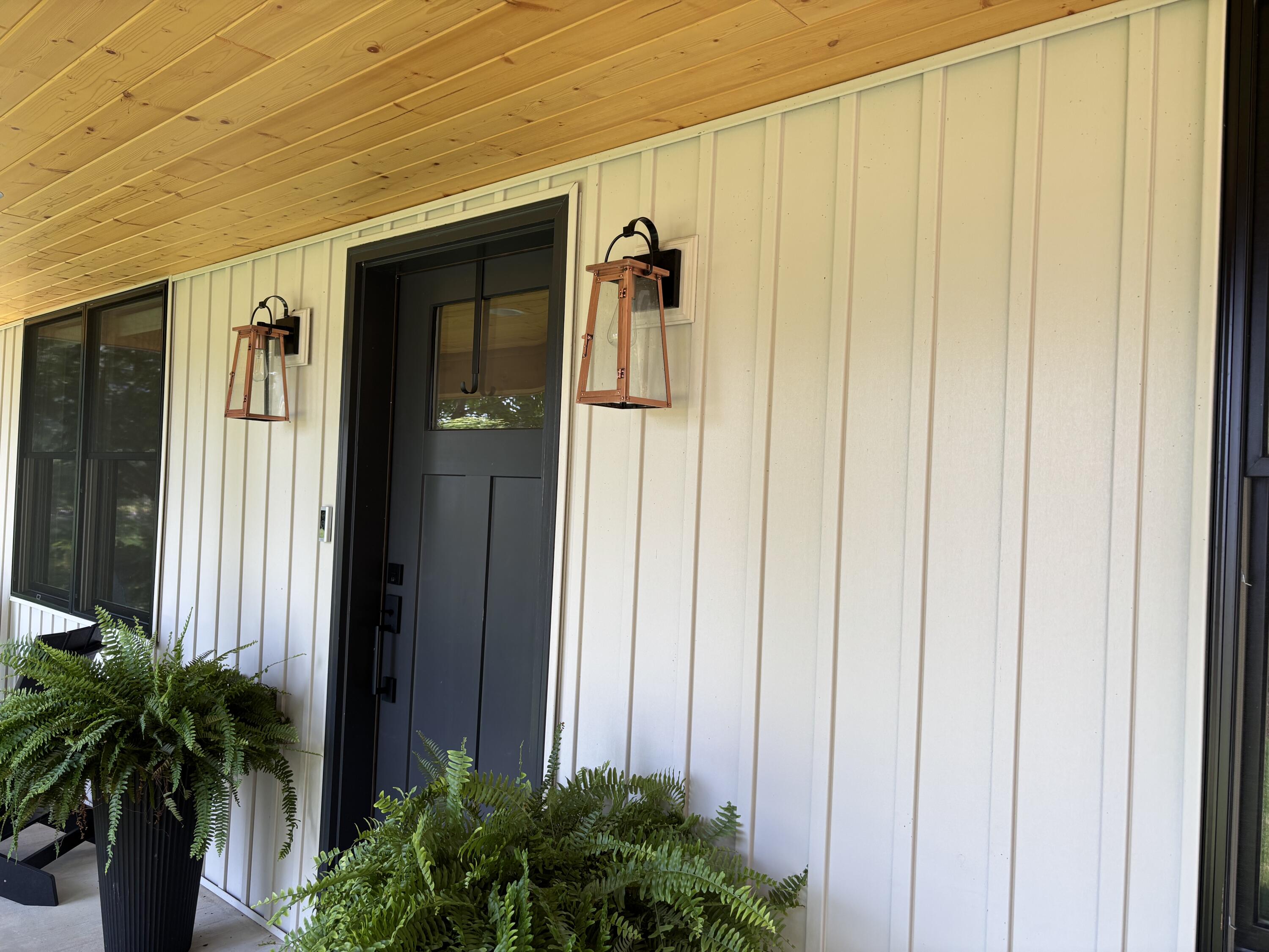 439 West Crooked Lake Drive