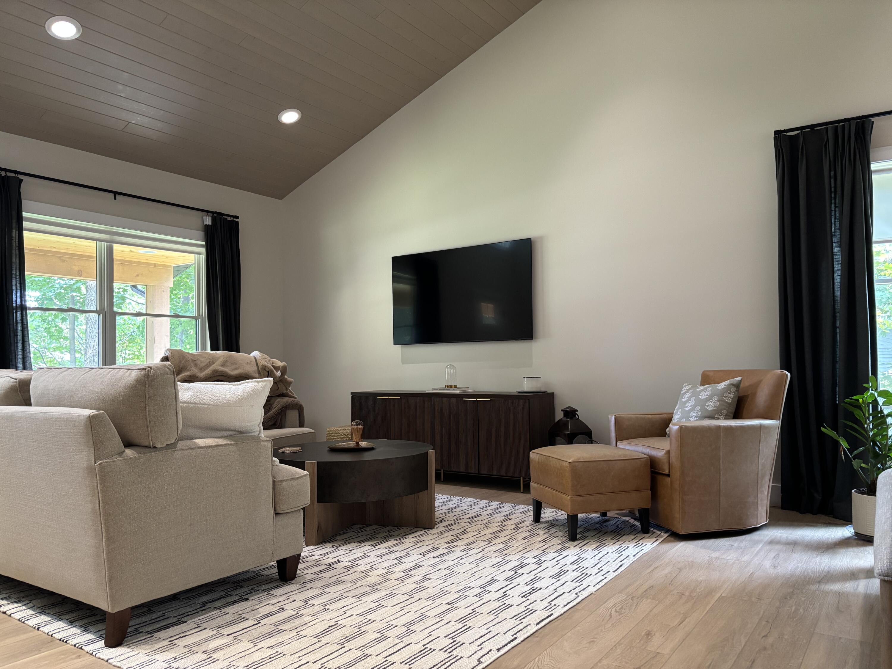 439 West Crooked Lake Drive