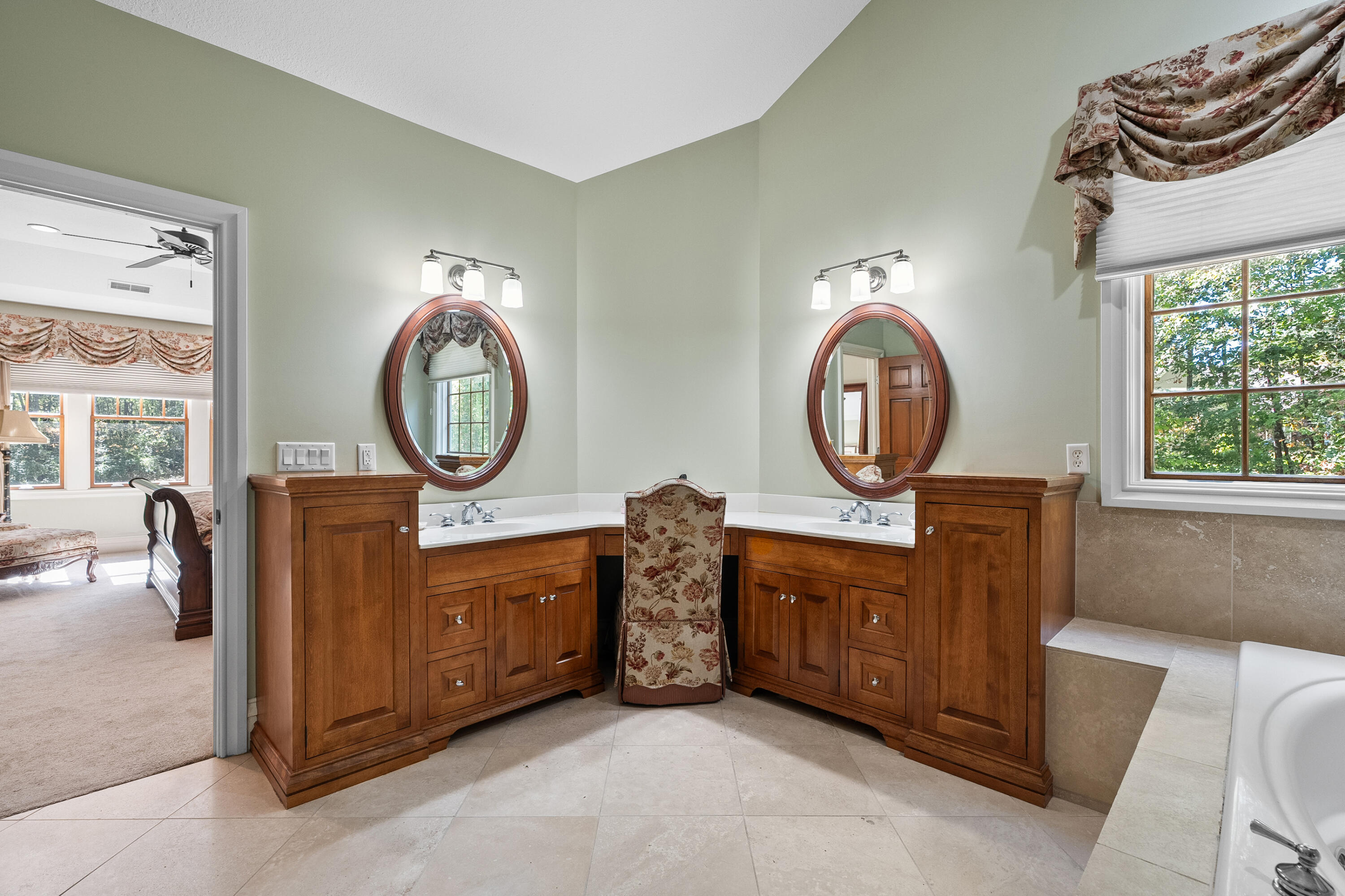 9353 El Dorado Avenue