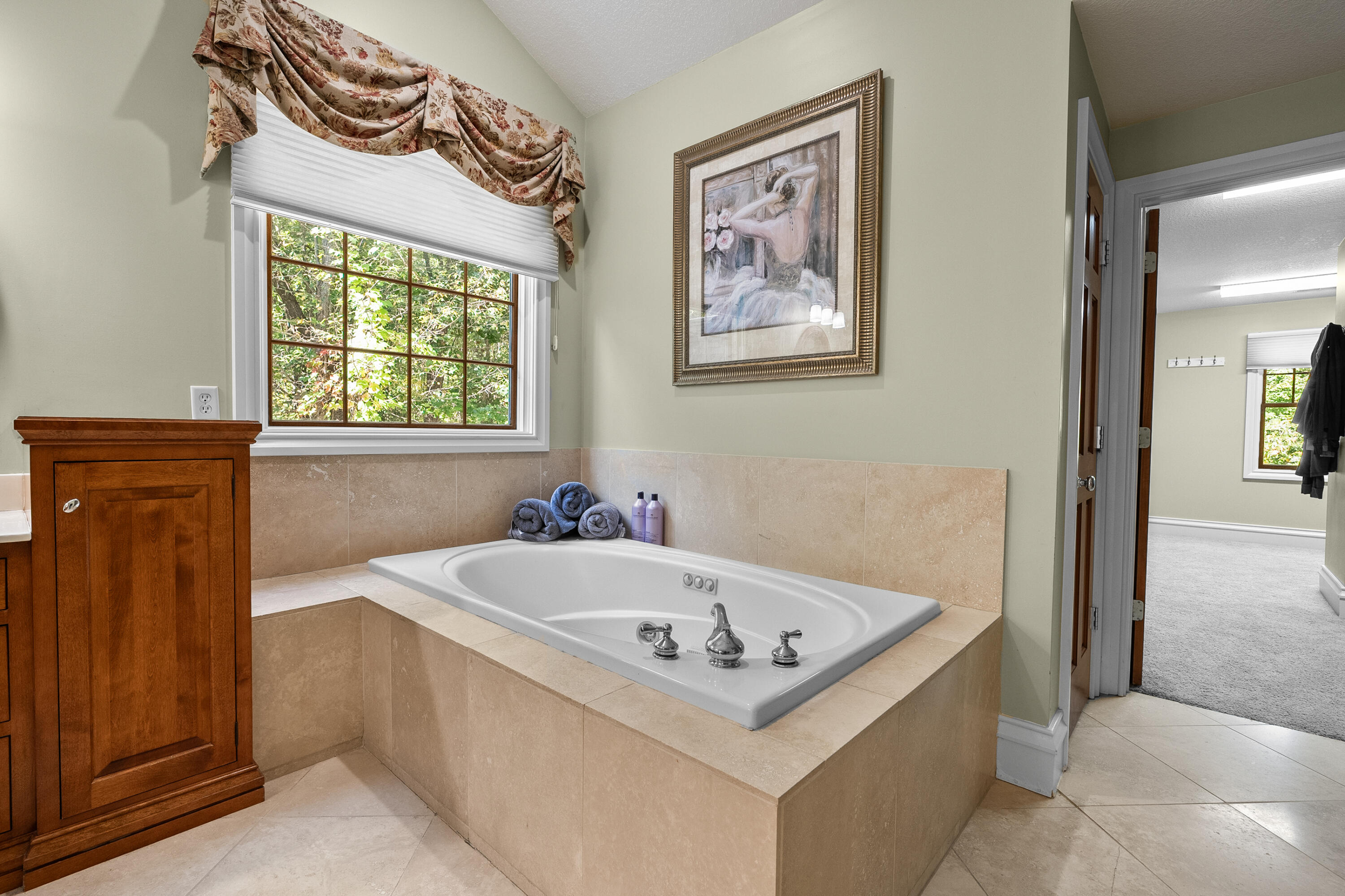 9353 El Dorado Avenue