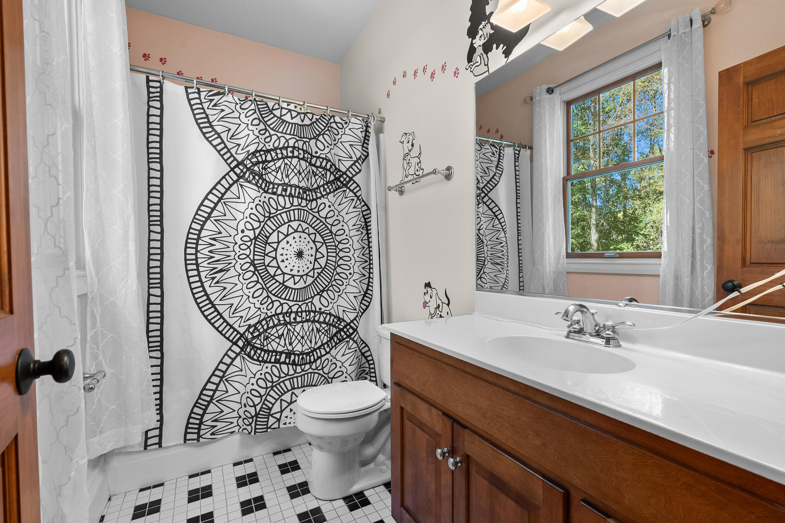 9353 El Dorado Avenue