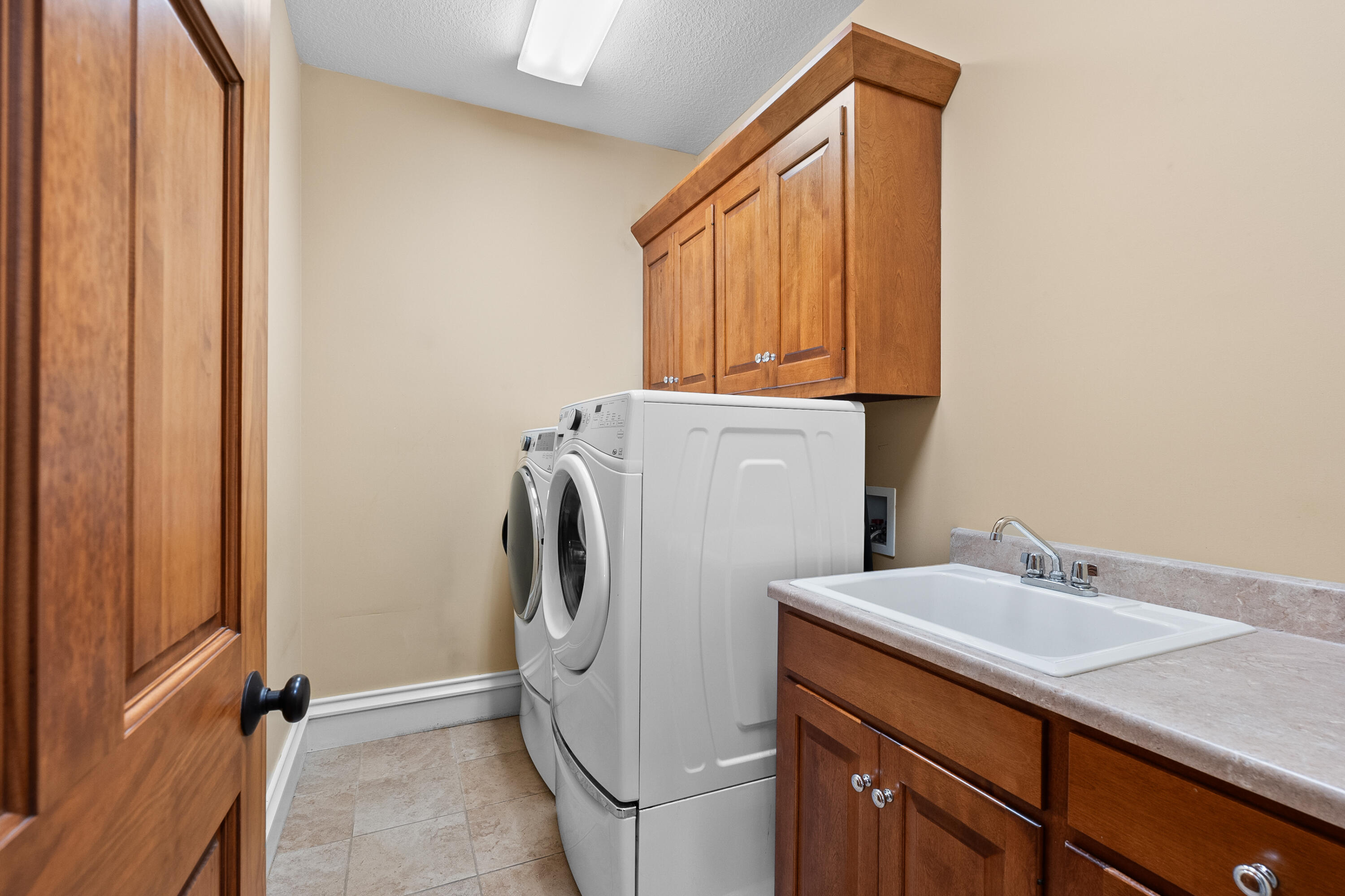 9353 El Dorado Avenue