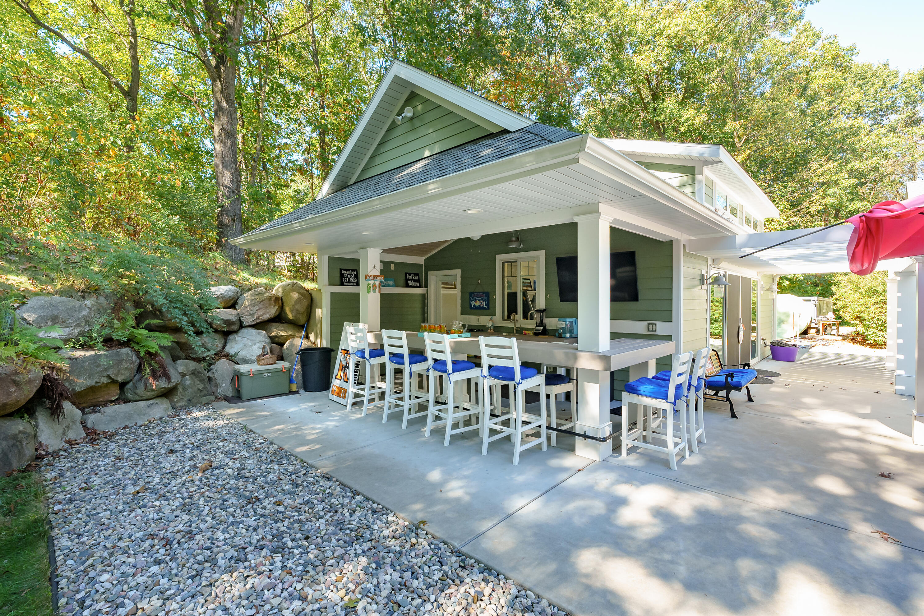 9353 El Dorado Avenue