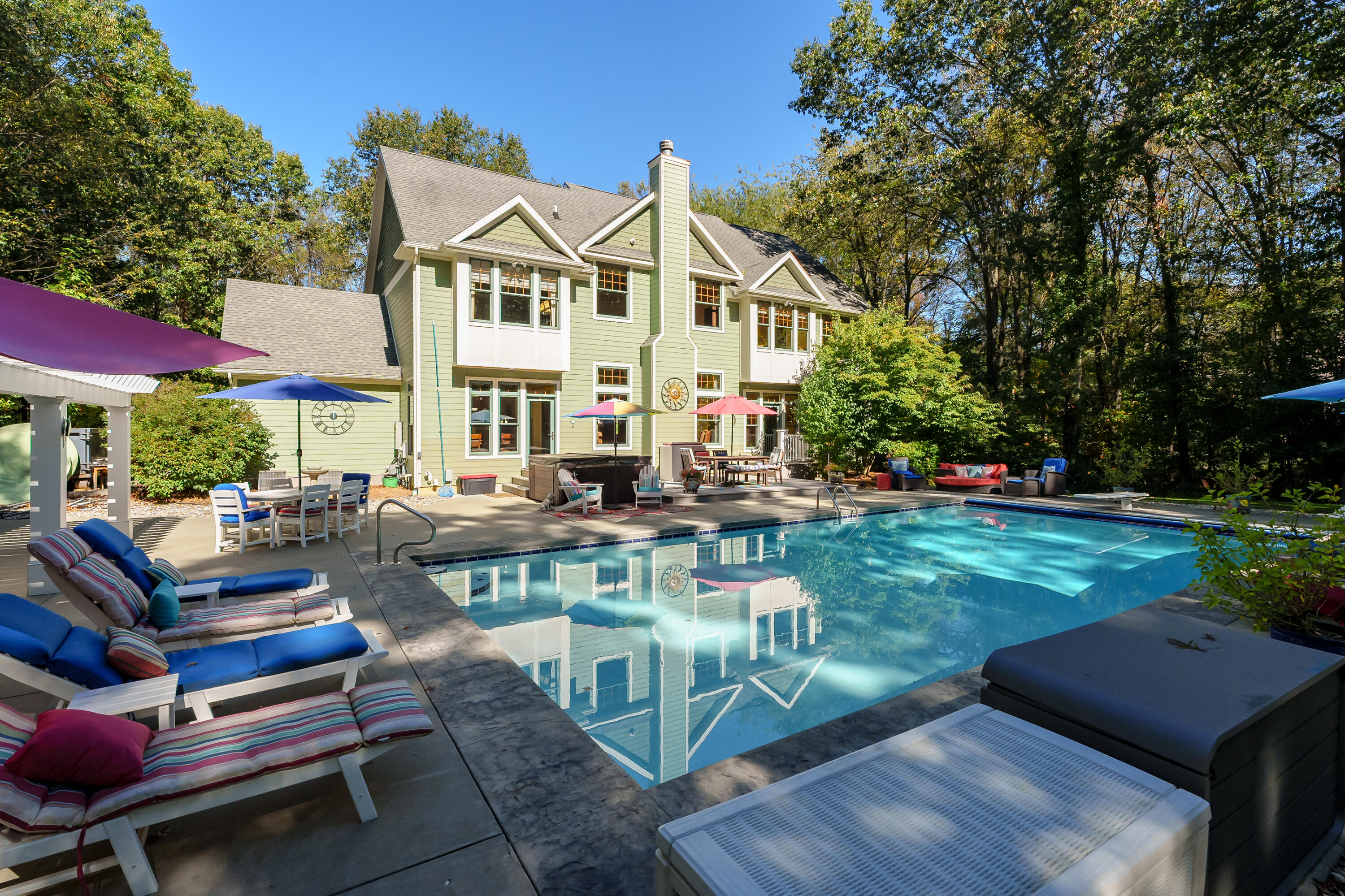 9353 El Dorado Avenue