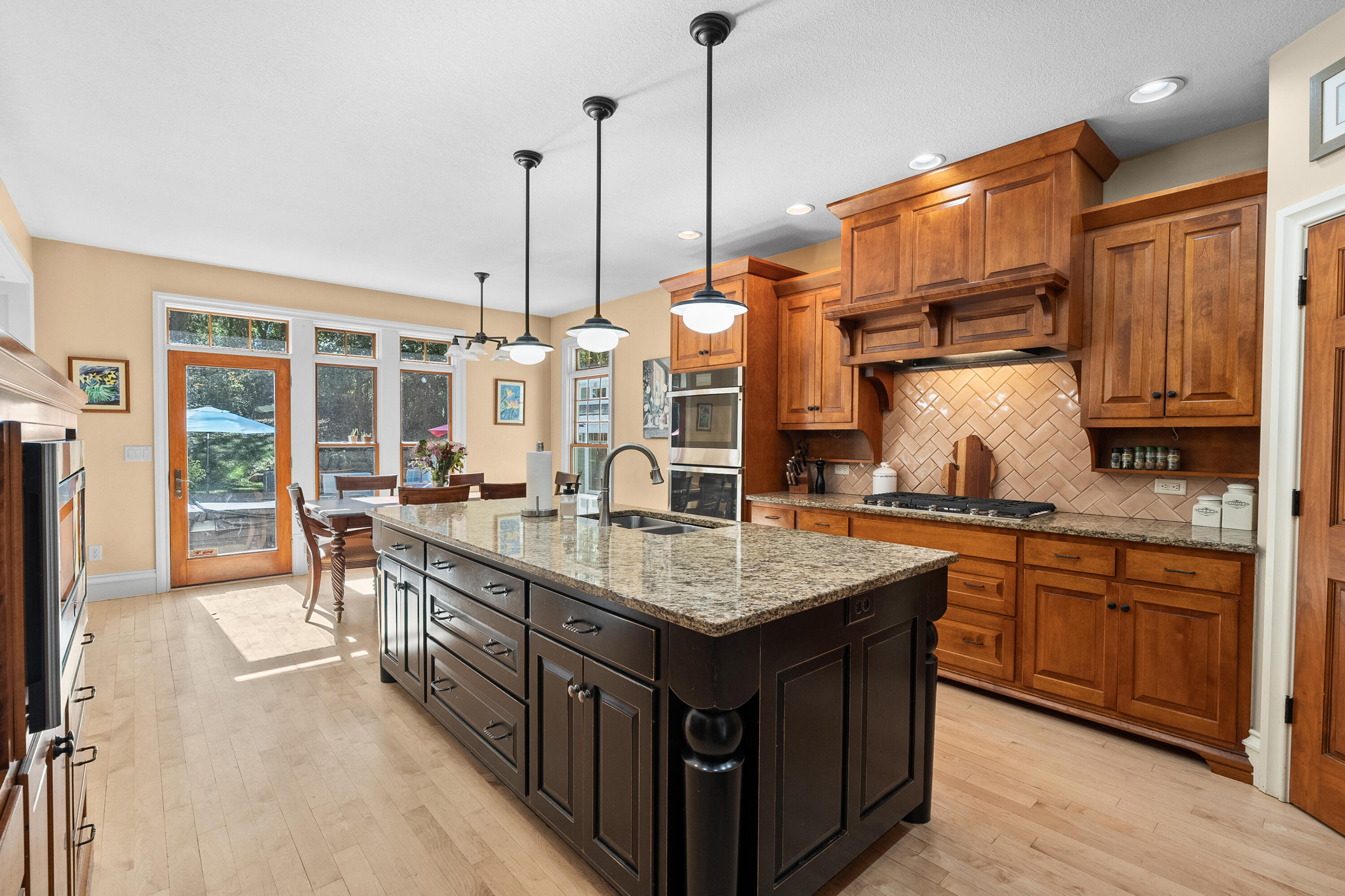 9353 El Dorado Avenue