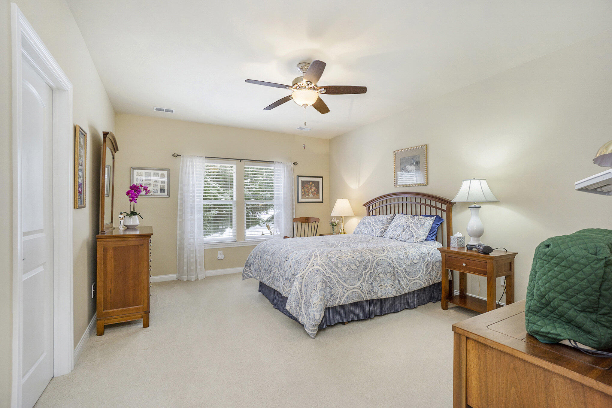 2376 Tangley Oak Court