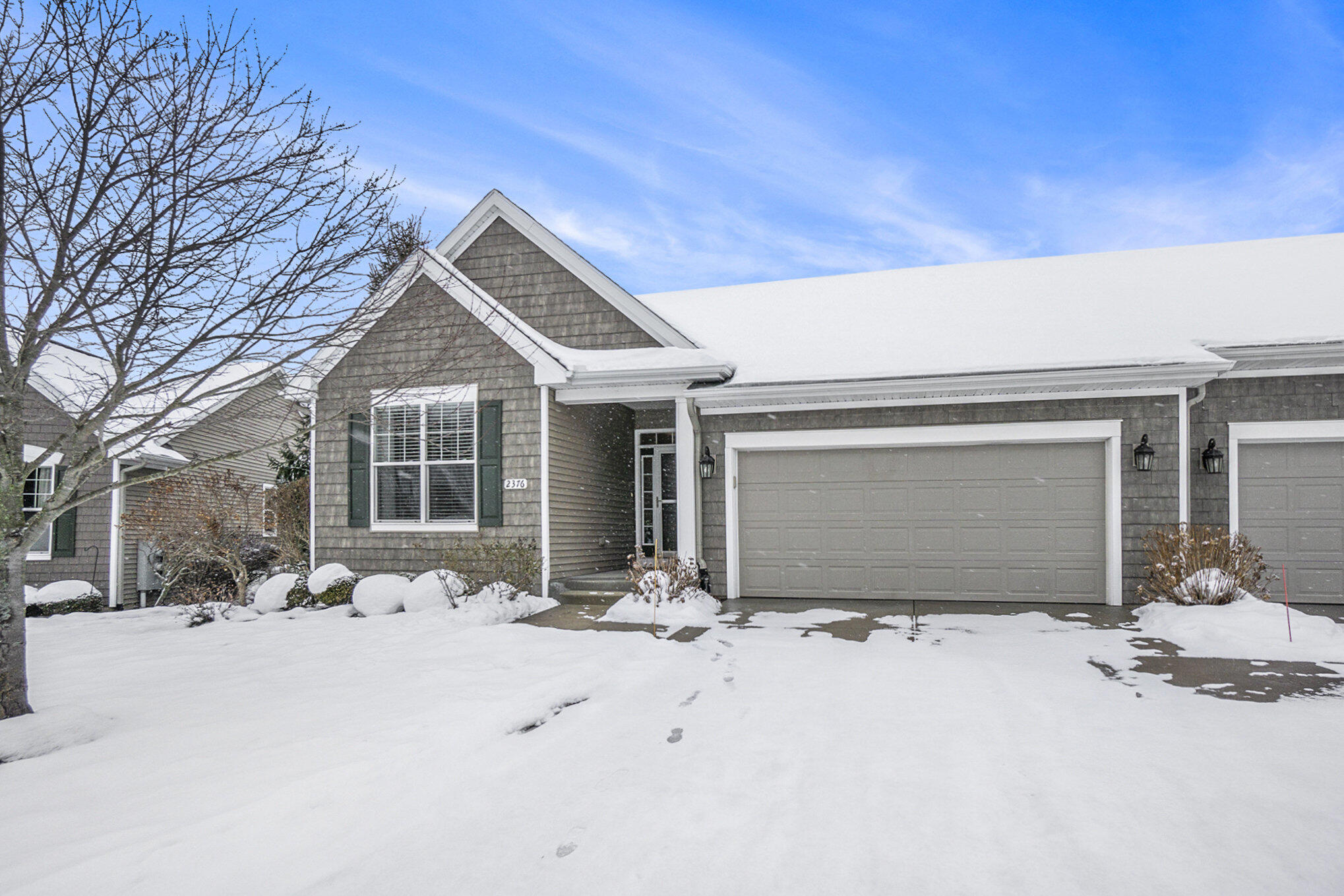 2376 Tangley Oak Court