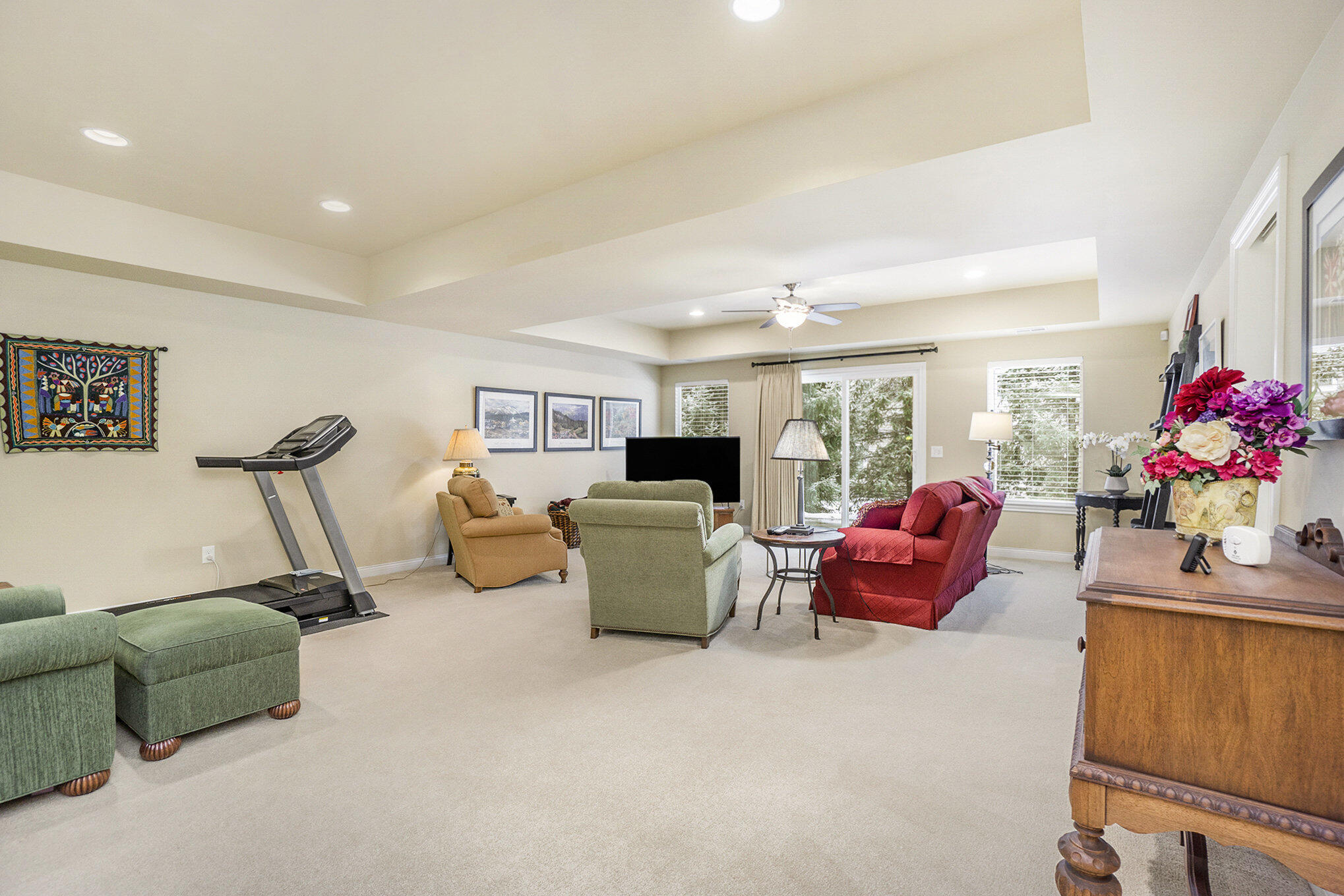 2376 Tangley Oak Court