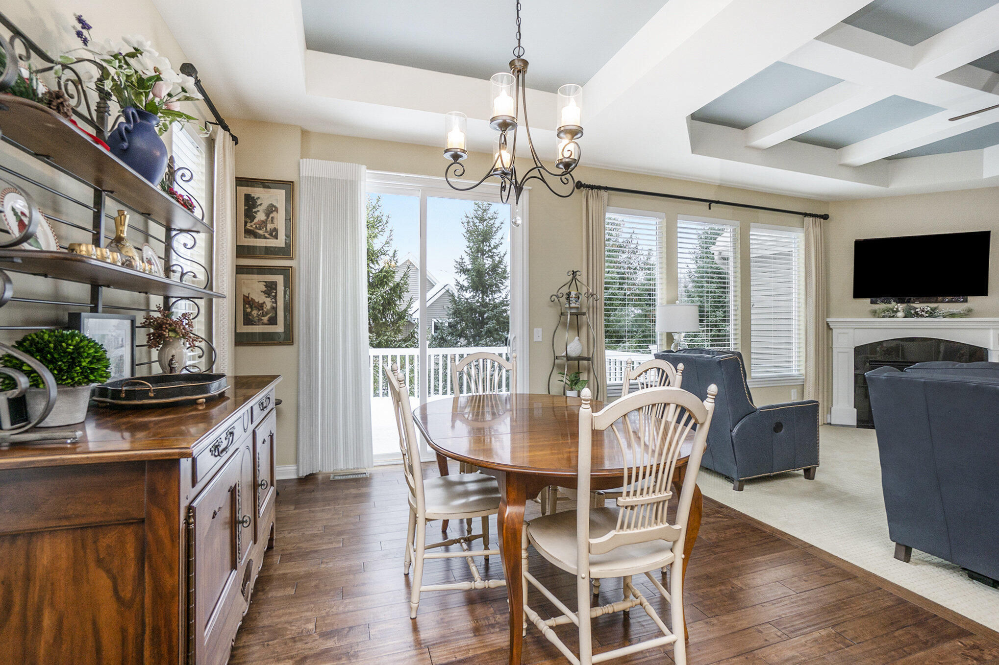 2376 Tangley Oak Court