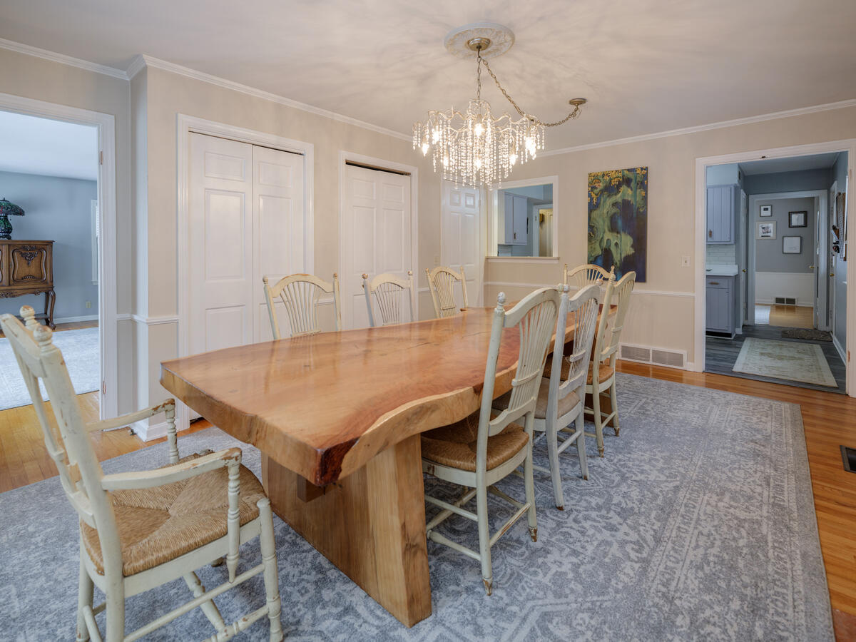 3419 Old Colony Road