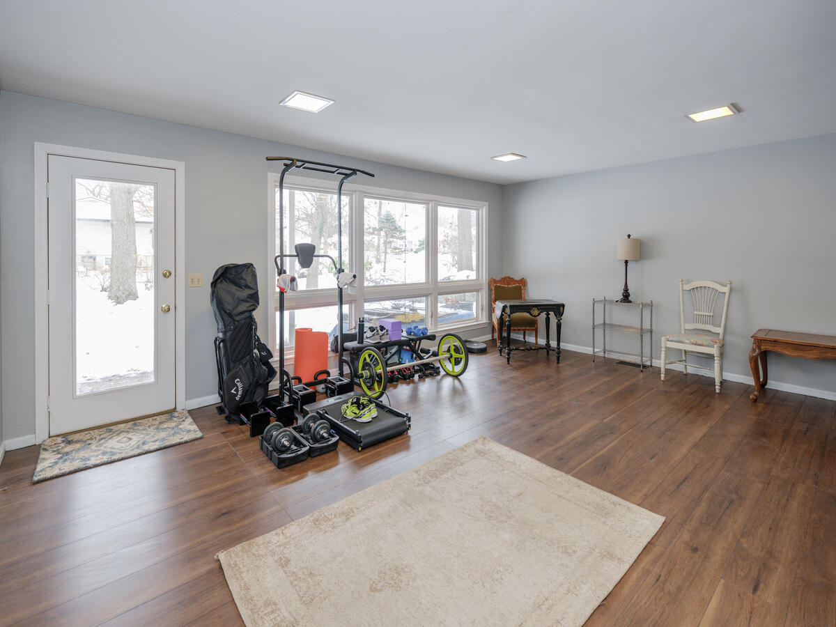 3419 Old Colony Road