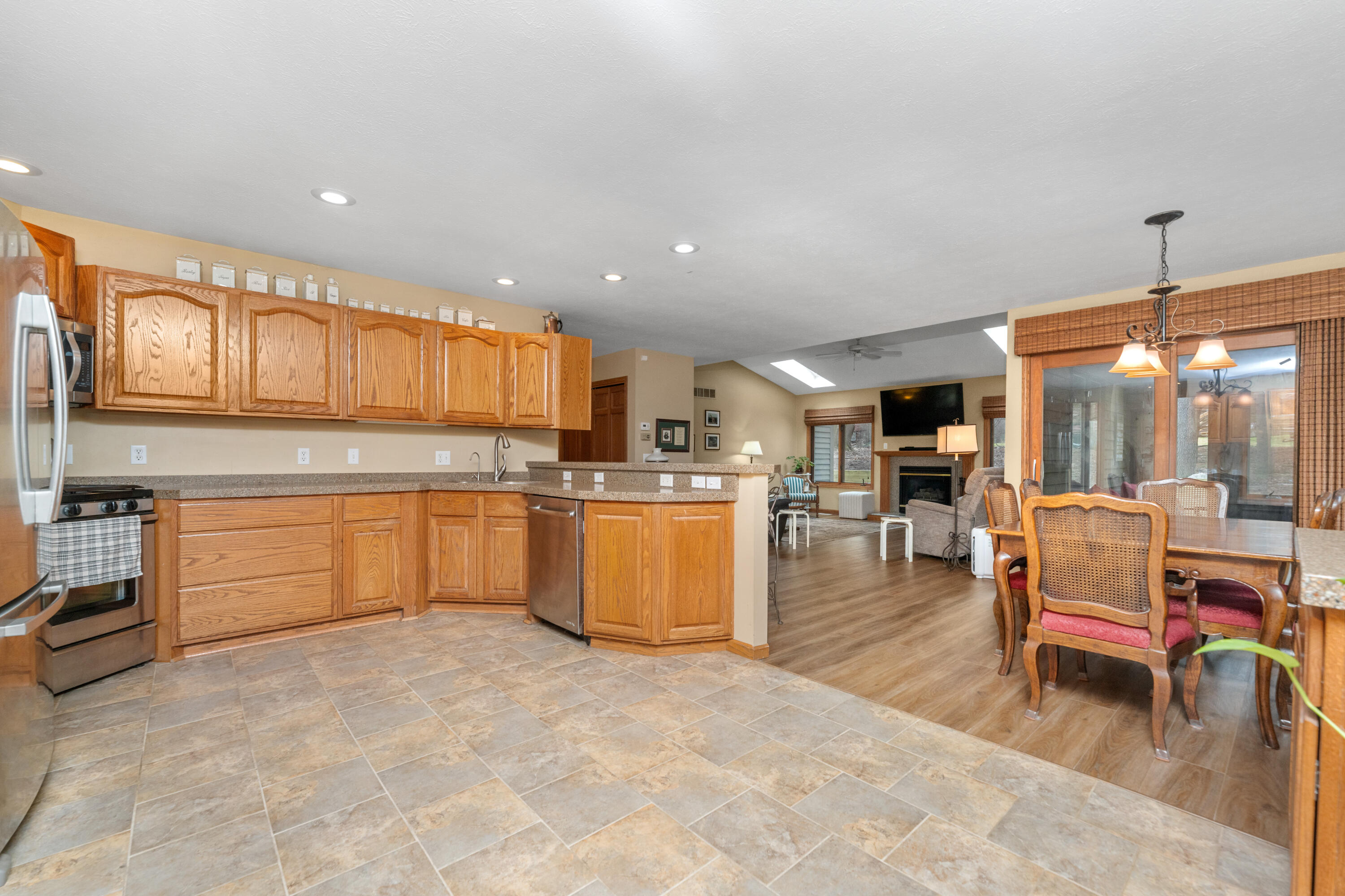 2520 Highpointe Drive
