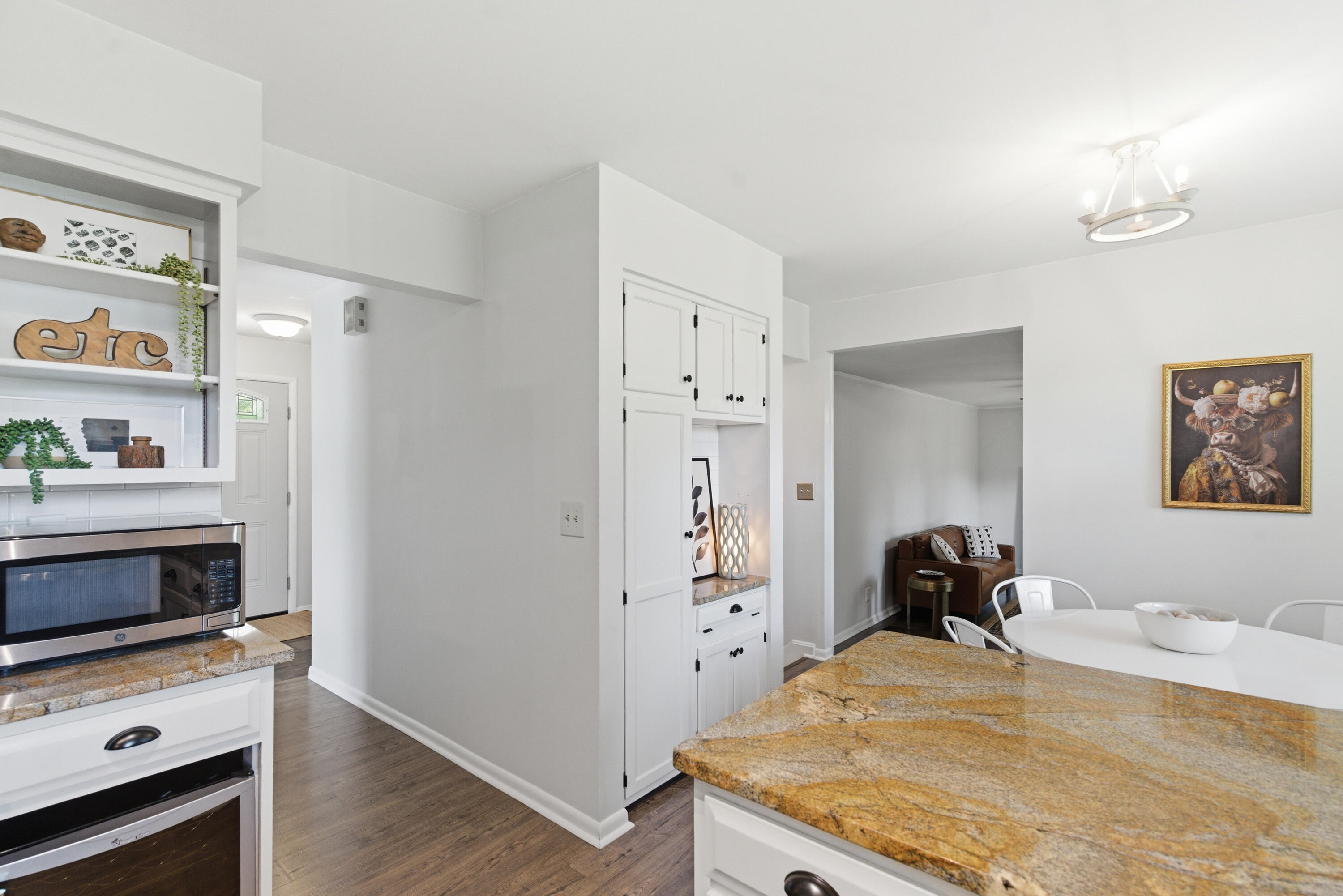 943 Boswell Lane