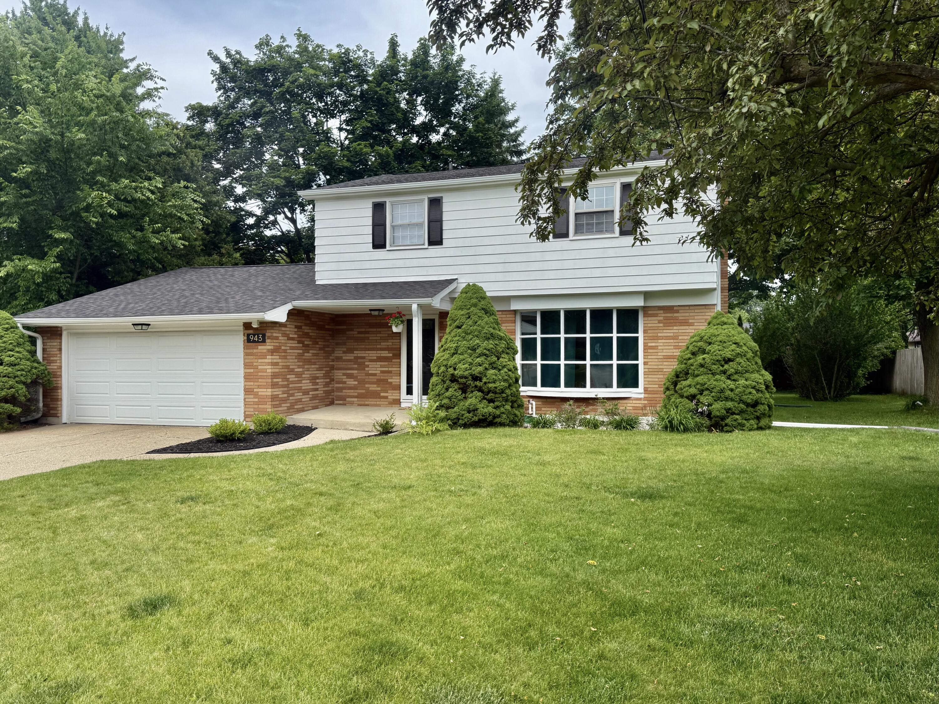 943 Boswell Lane