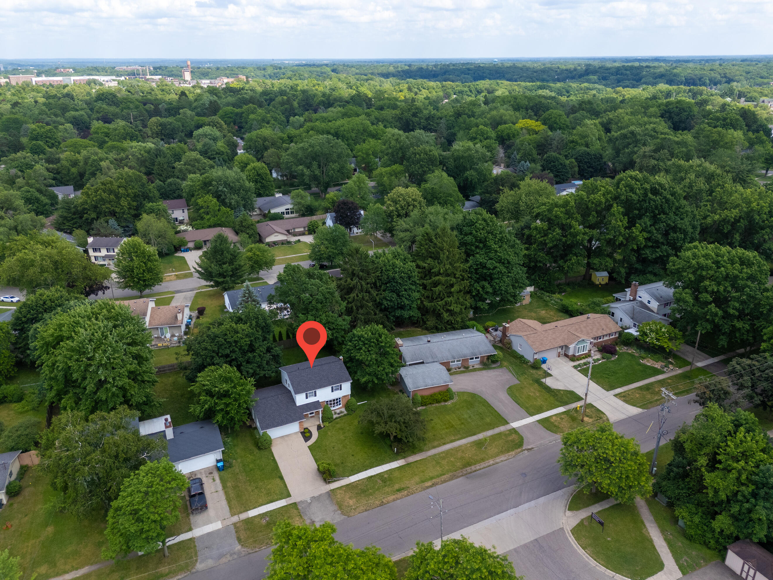 943 Boswell Lane