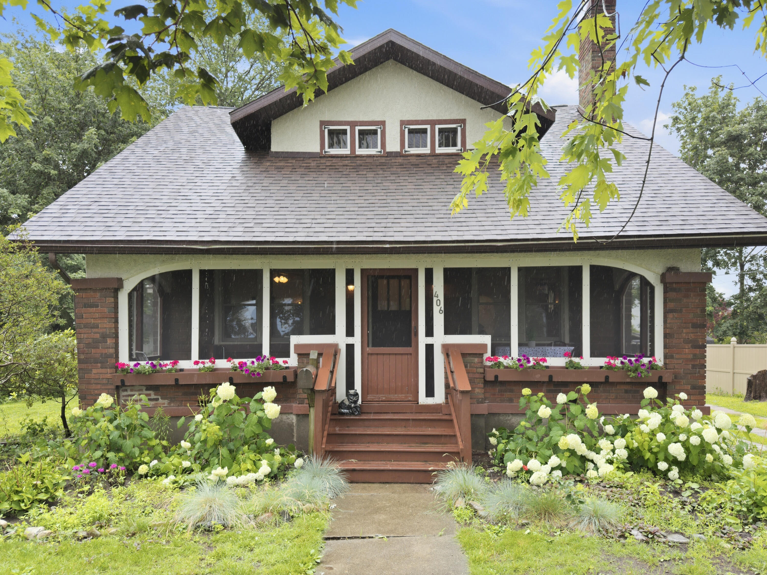 406 N Gremps Street