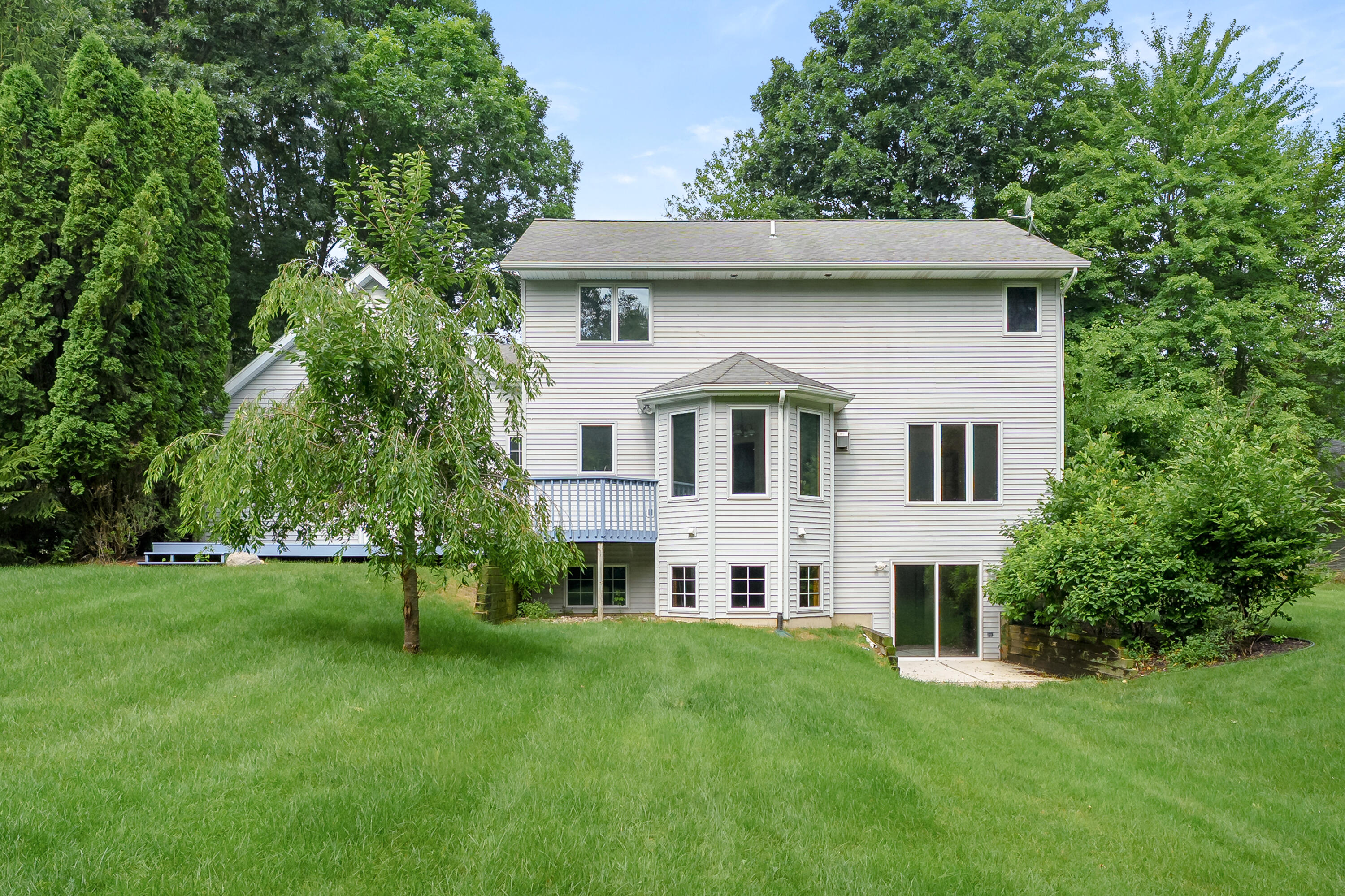 5151 Autumn Glen Street