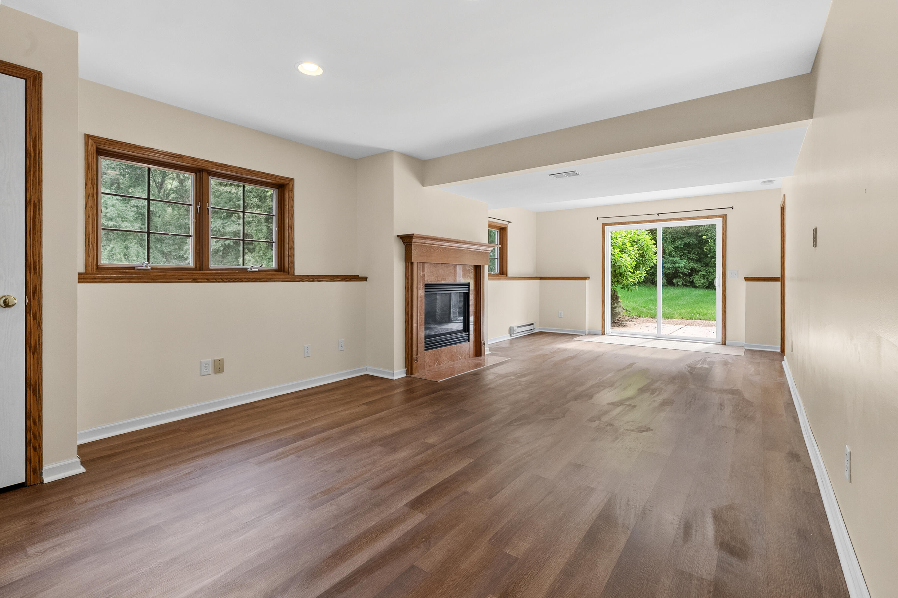 5151 Autumn Glen Street