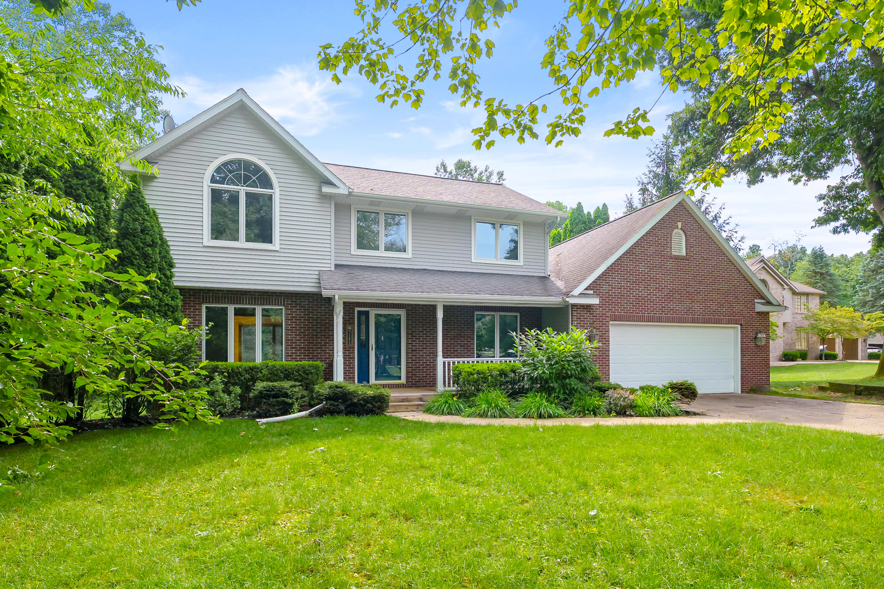 5151 Autumn Glen Street