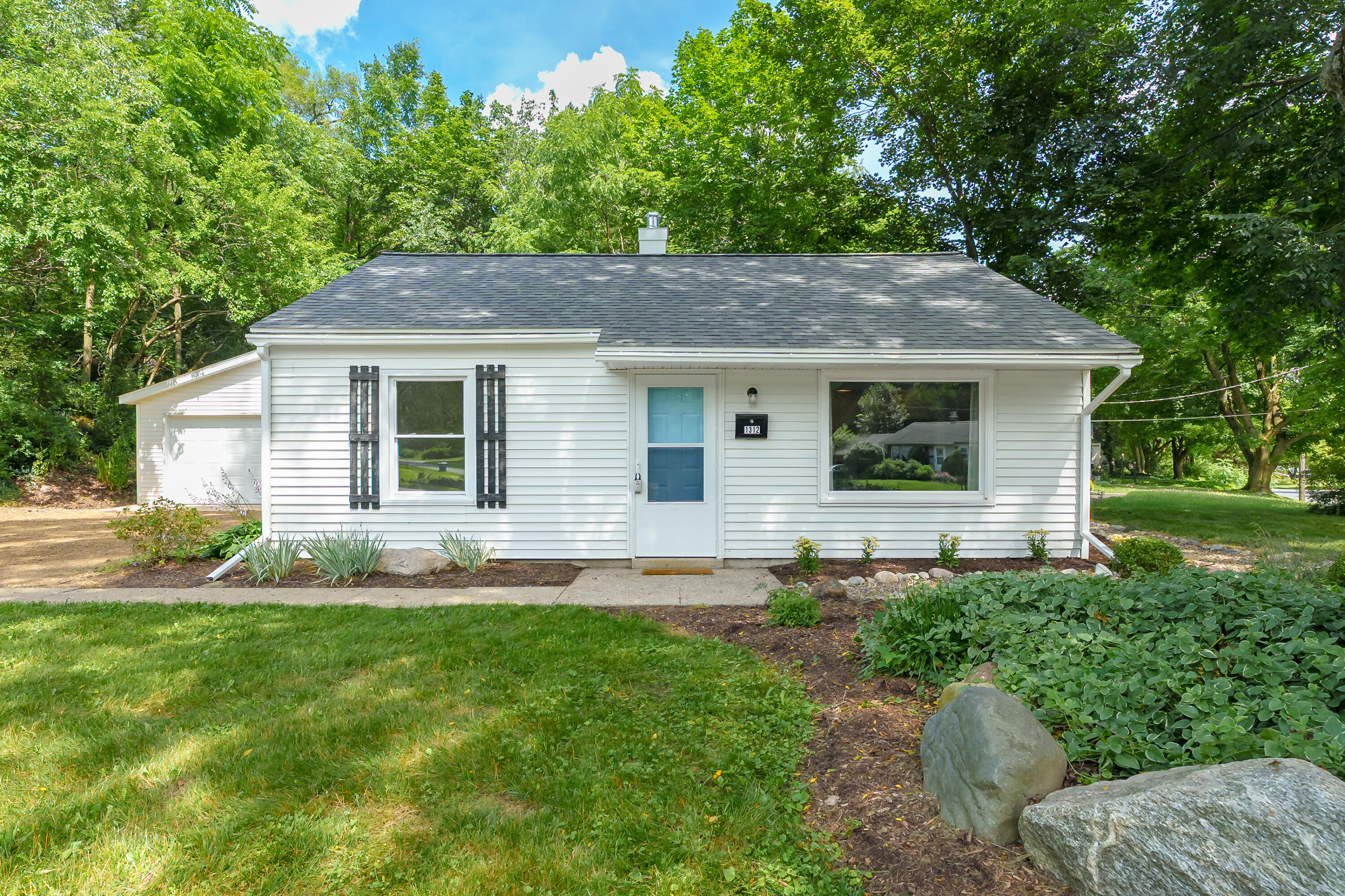 1312 Climax Avenue