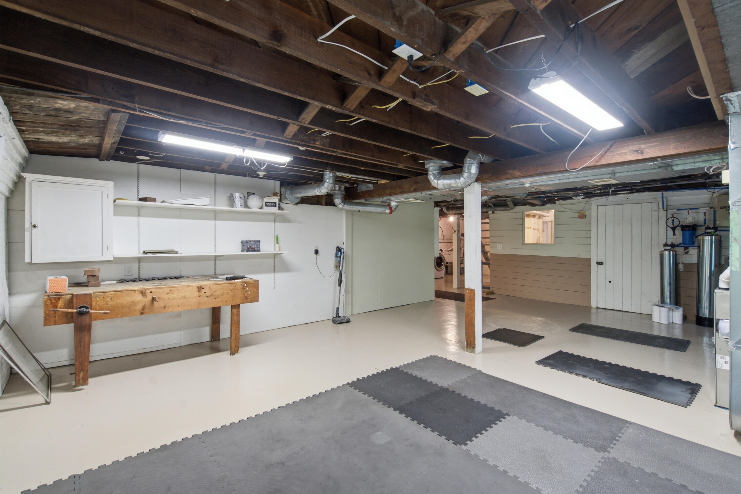 2125 Ridge Road