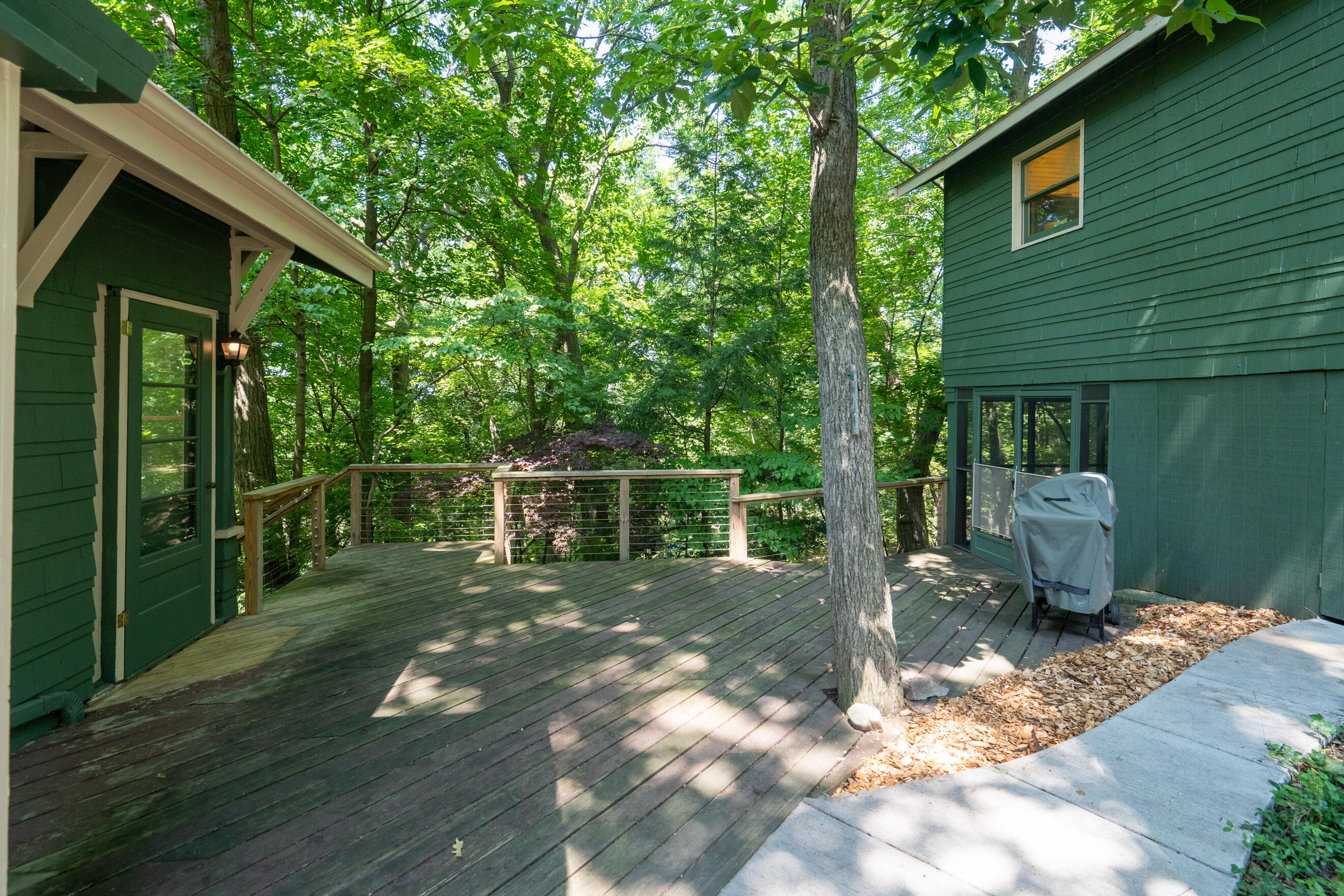 2125 Ridge Road