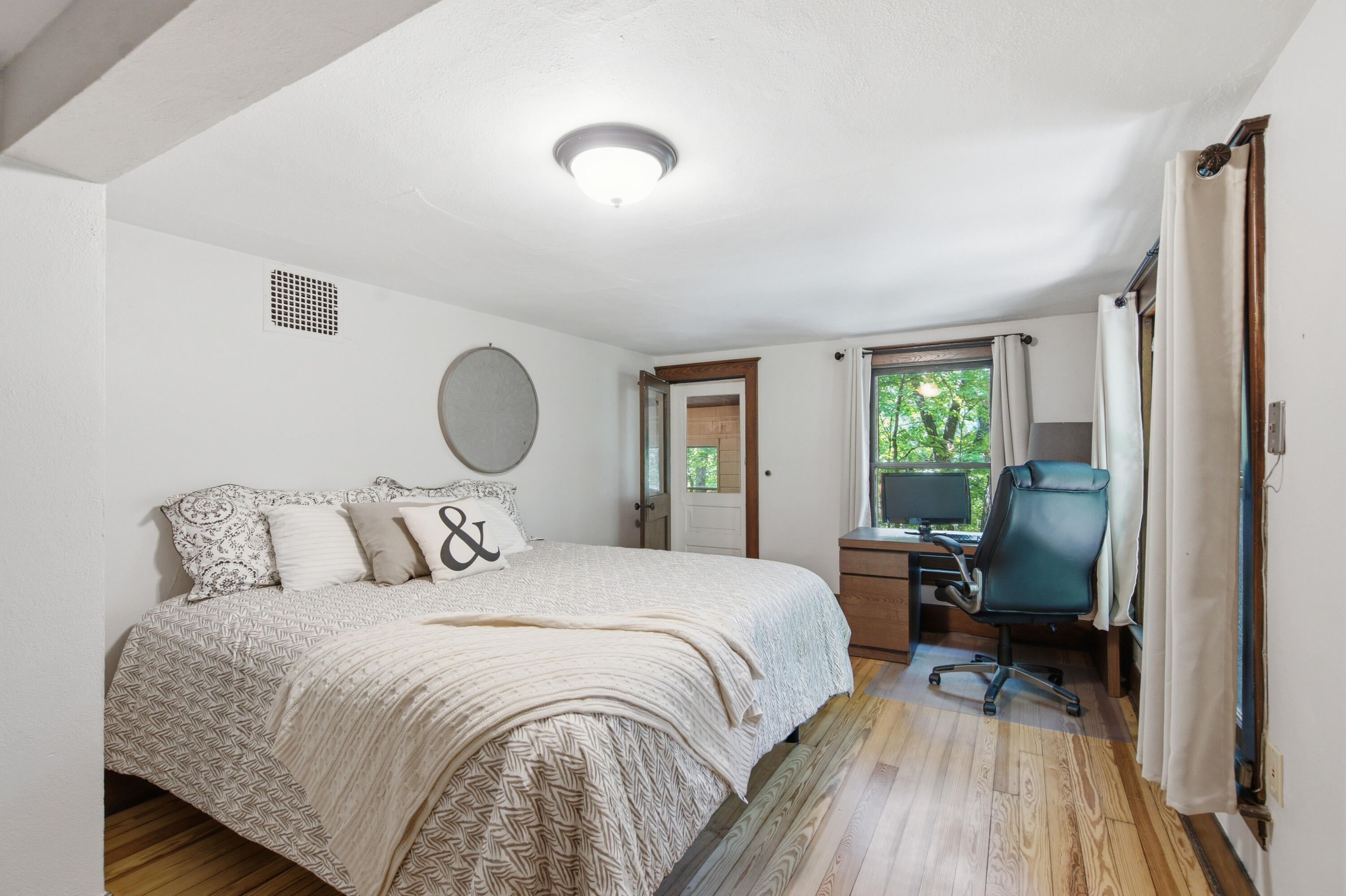 2125 Ridge Road