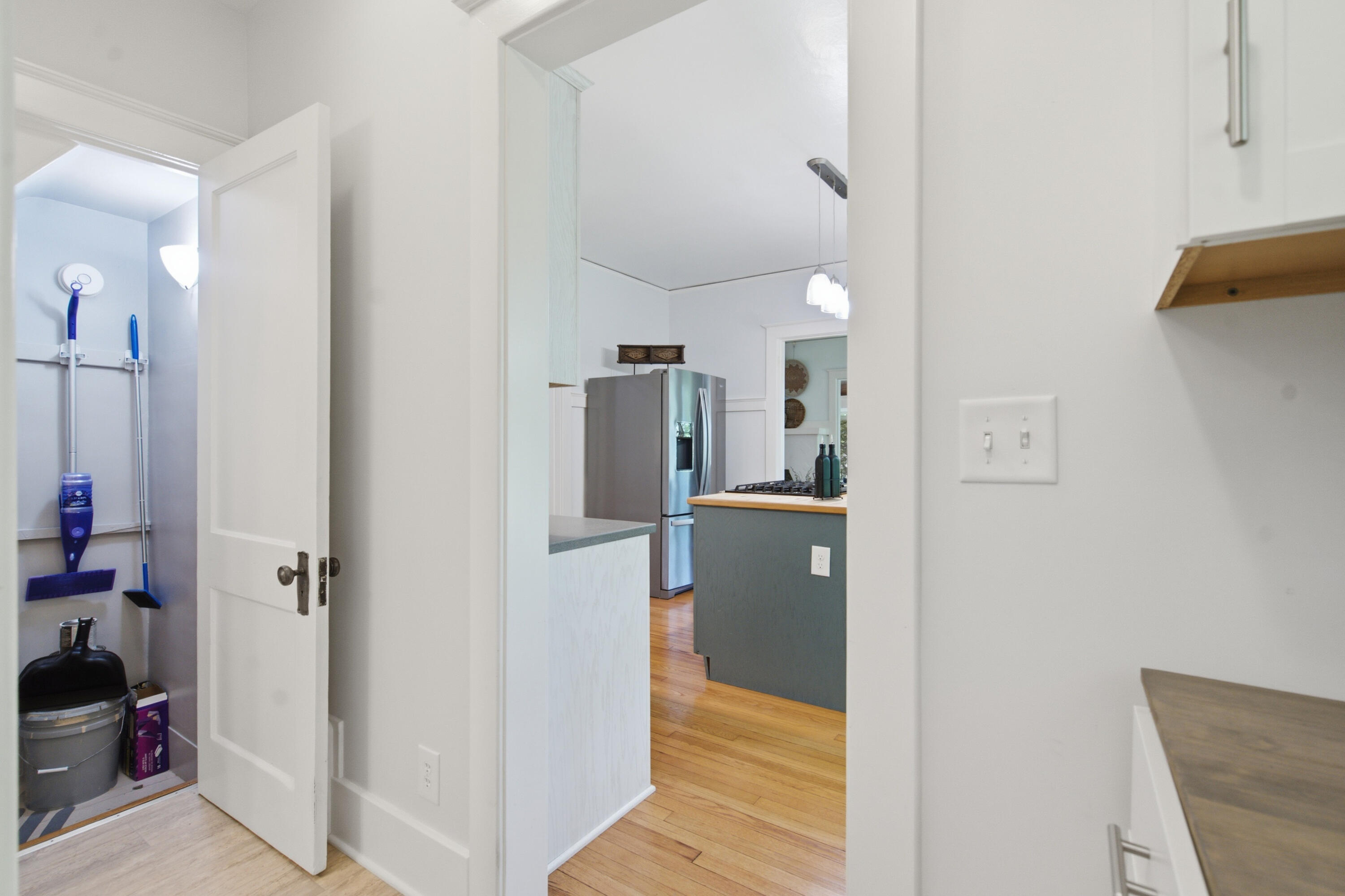 2125 Ridge Road