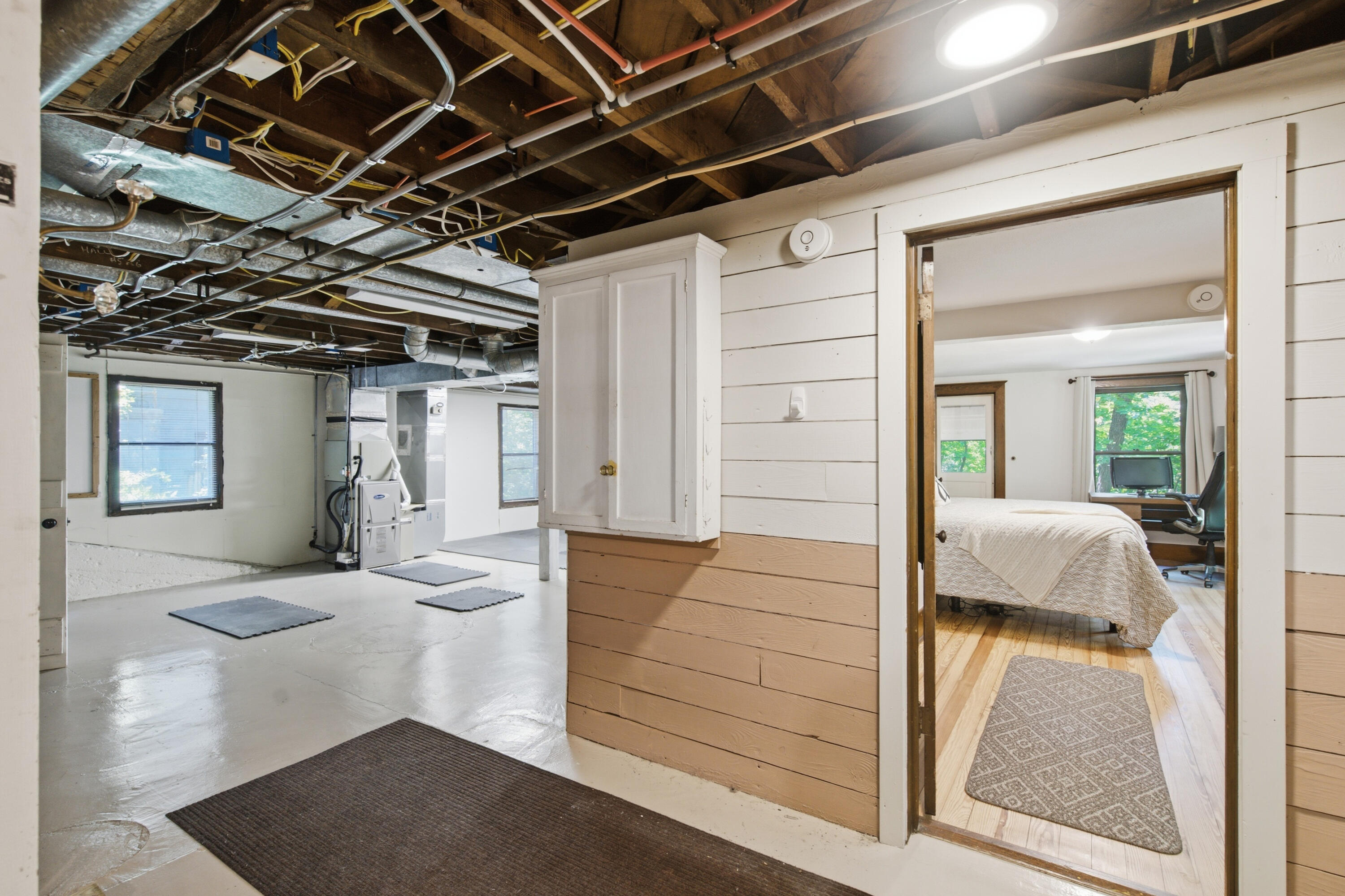 2125 Ridge Road
