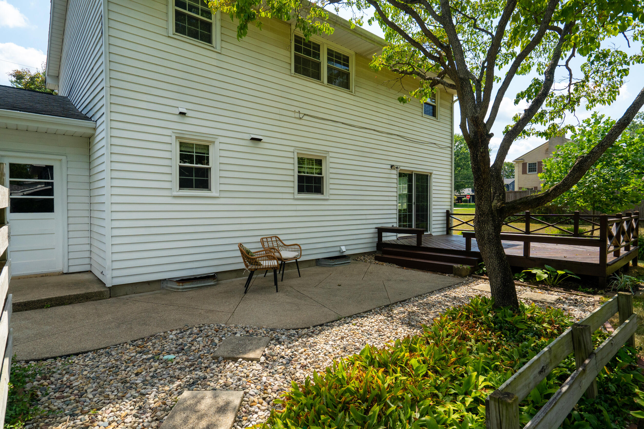 2524 Ridgefield Road